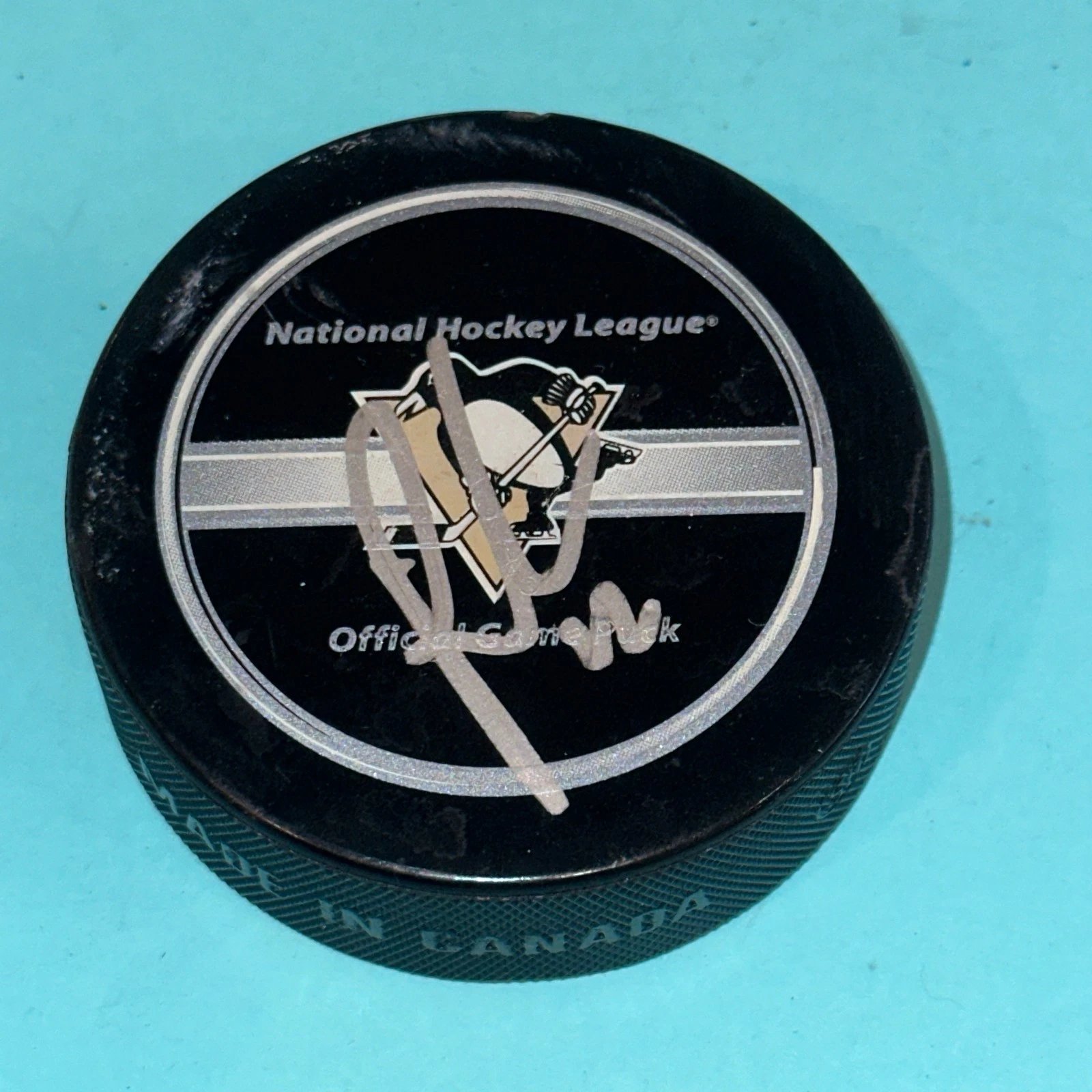 RICK TOCCHET Signed Pittsburgh PENGUINS Official GAME Puck Beckett (BAS)
