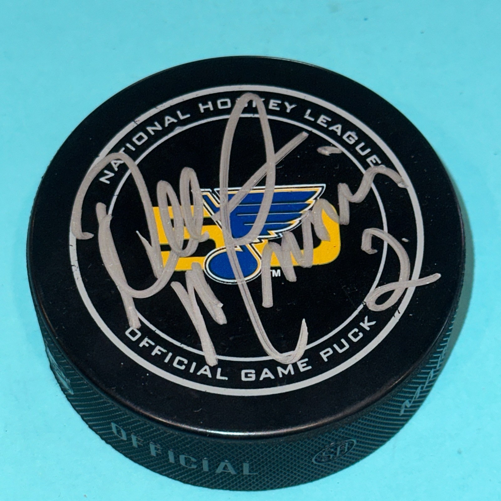 AL MacINNIS Signed St. Louis BLUES 50th Anniv. Official GAME Puck Beckett (BAS)