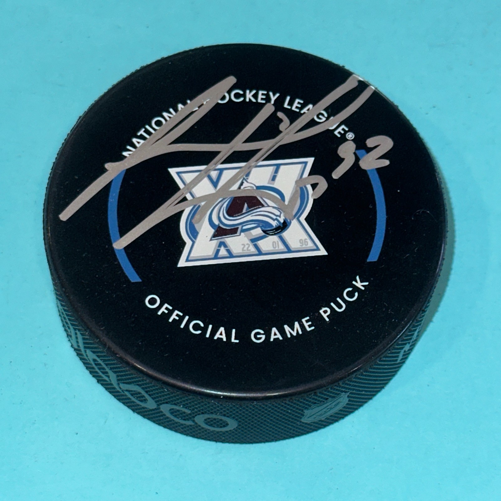 GABRIEL LANDESKOG Signed Colorado AVALANCHE 30th Official GAME Puck Beckett BAS