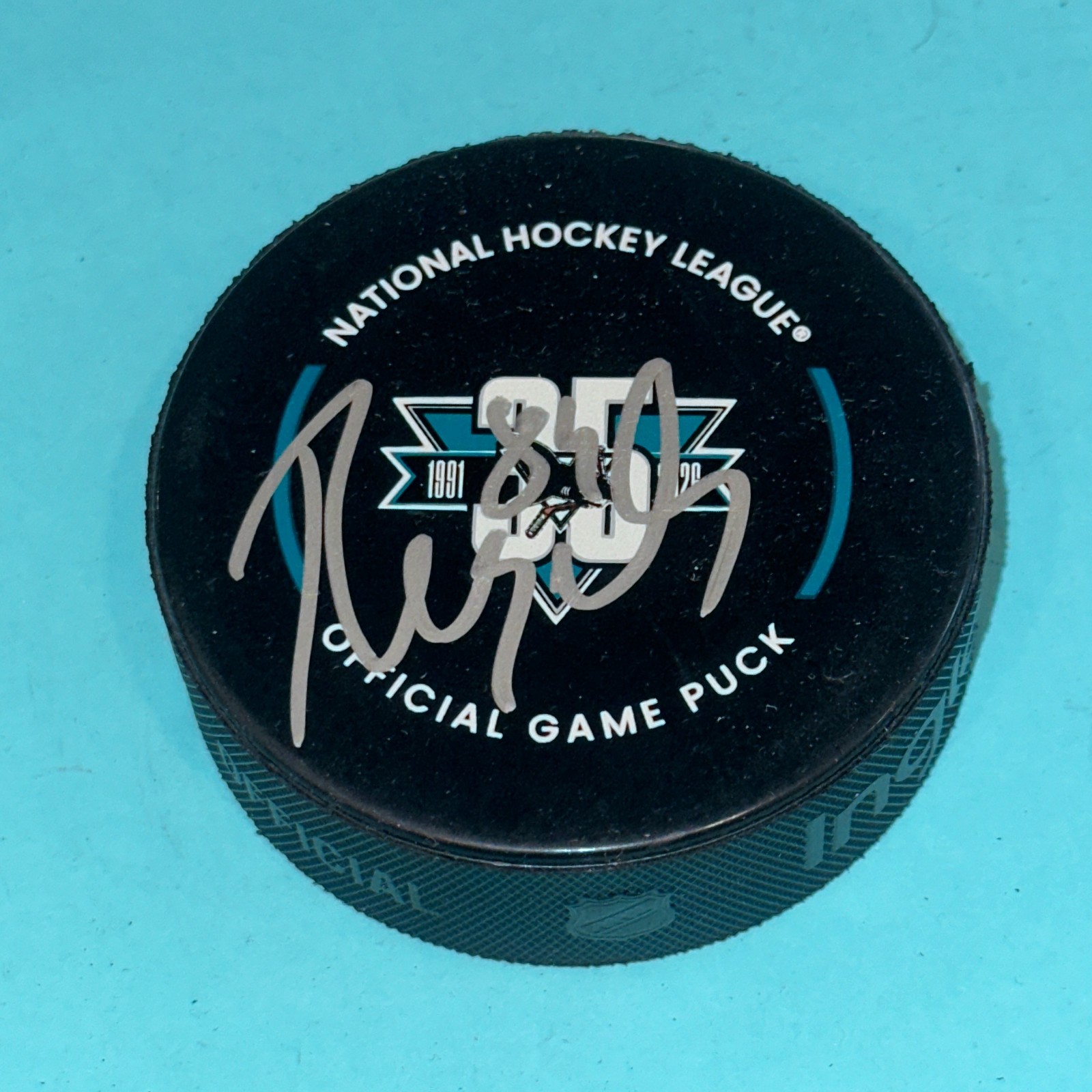 PAVOL REGENDA Signed San Jose SHARKS 35th Ann. Official GAME Puck Beckett (BAS)
