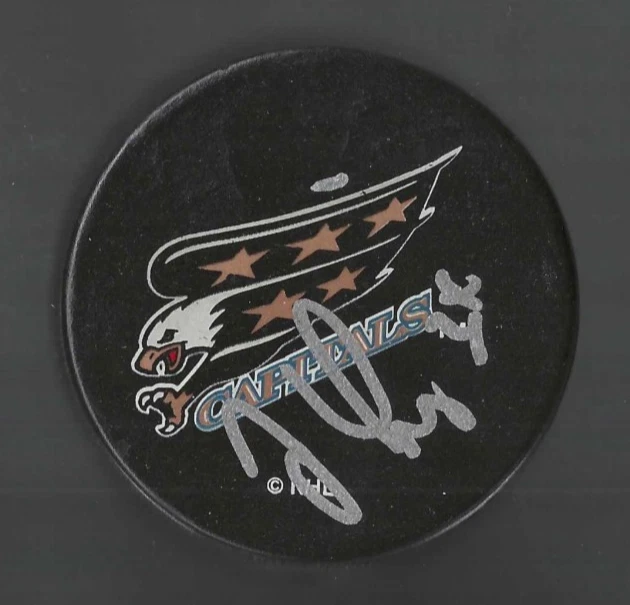 Jaroslav Svejkovsky Signed Washington Capitals Flying Eagle Logo Souvenir Puck