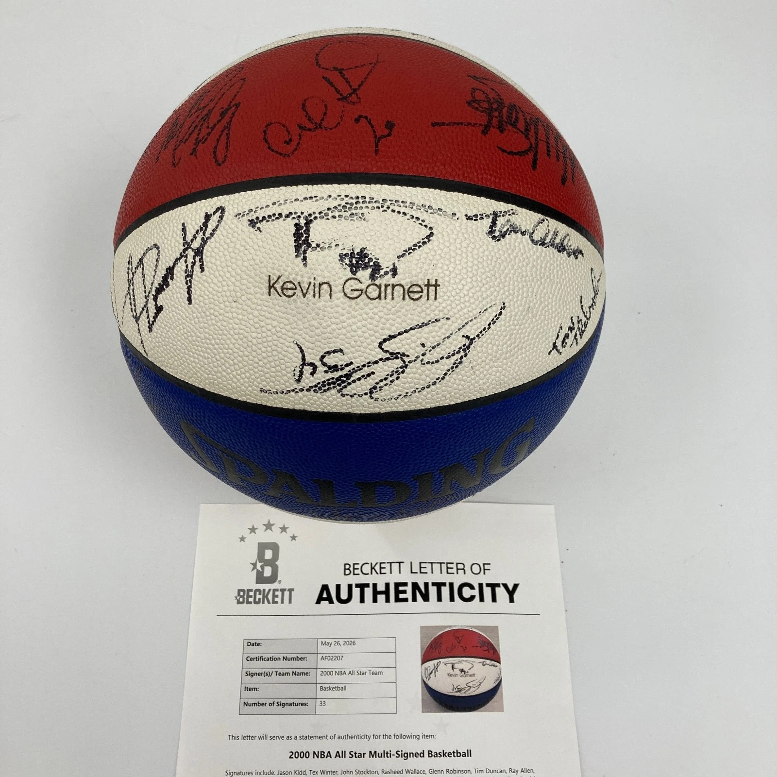 Kobe Bryant 2000 All Star Game Team Signed Basketball Beckett COA