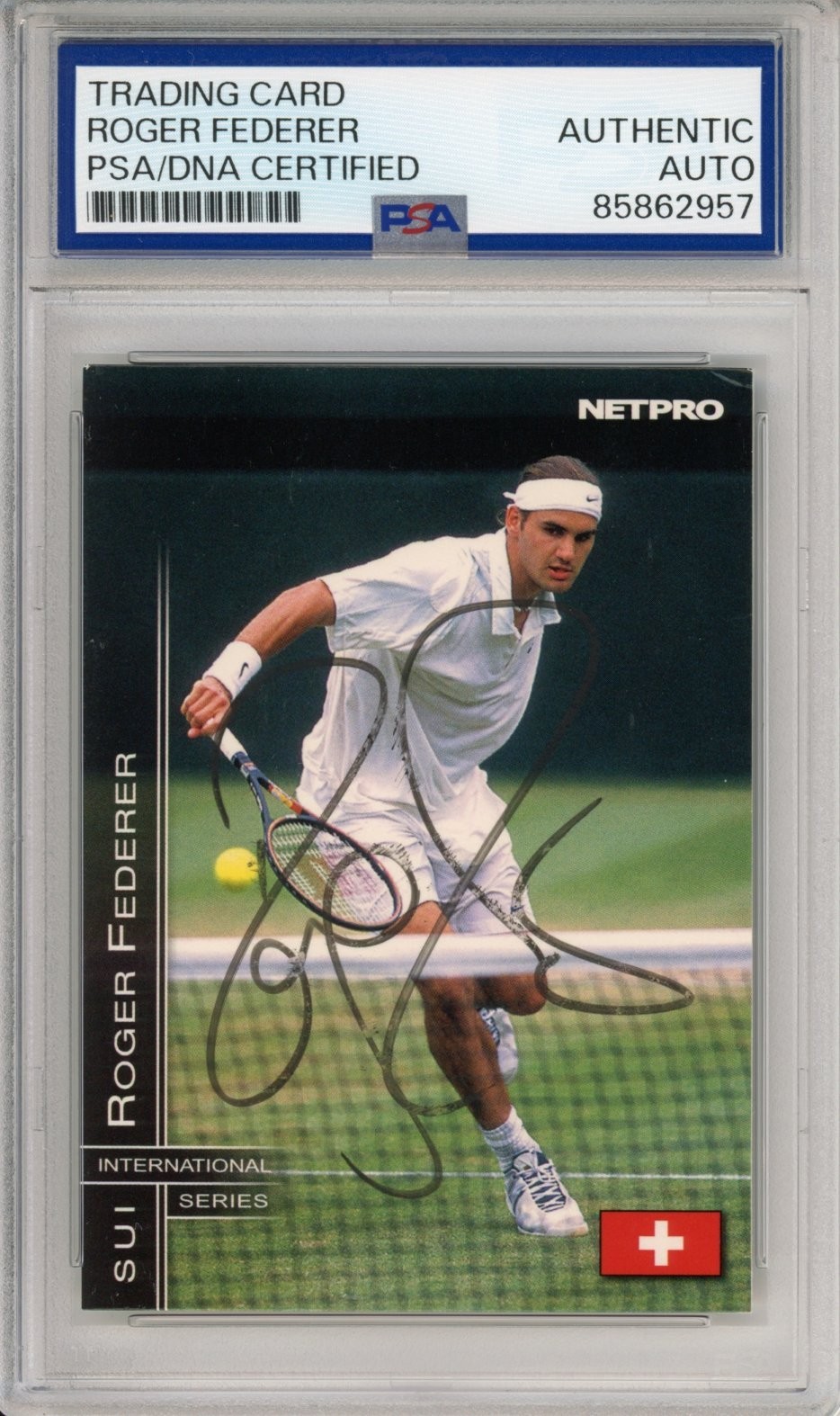 2003 NETPRO INTERNATIONAL ROGER FEDERER SIGNED ROOKIE CARD PSA DNA COA AUTOGRAPH