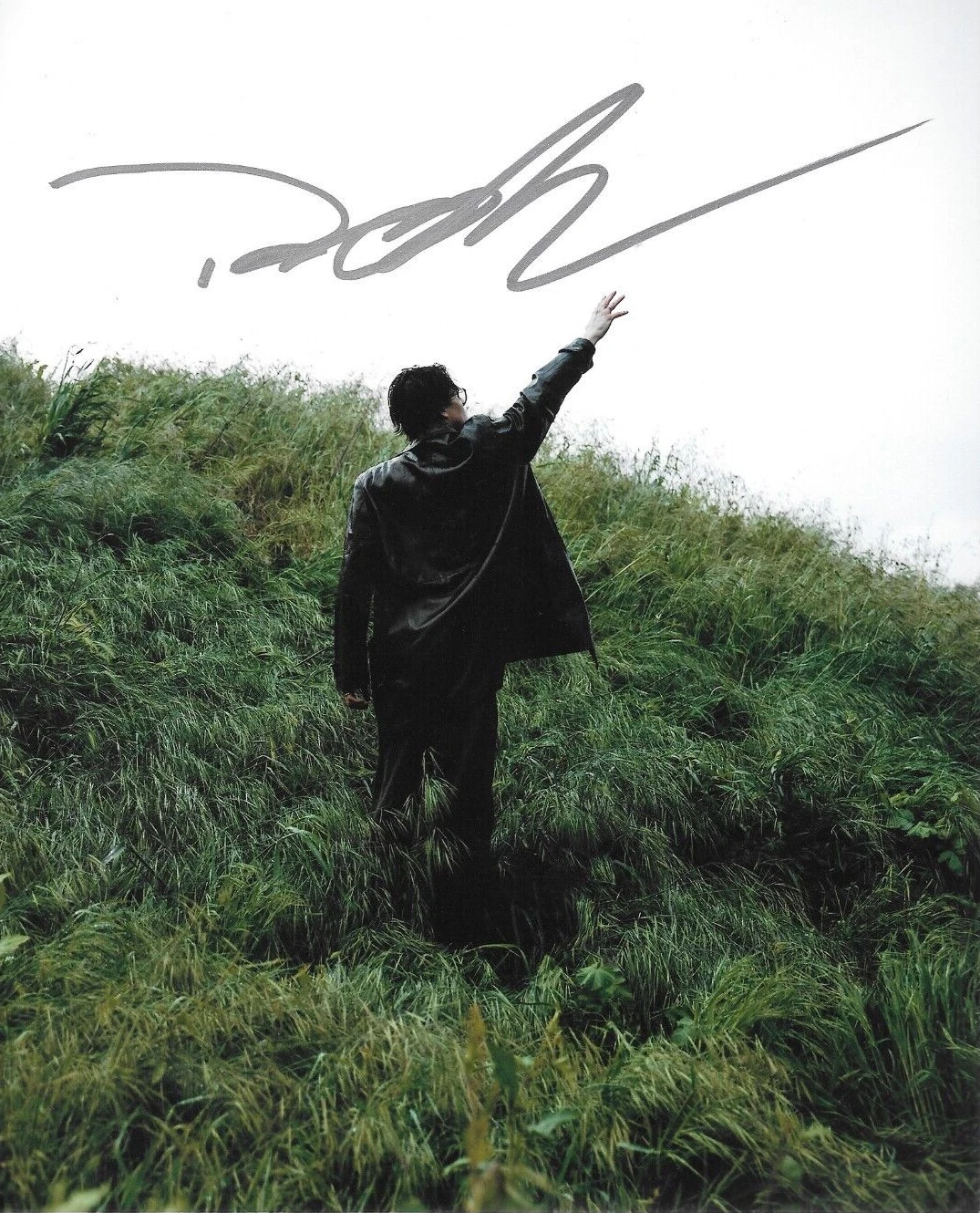 * DAVID KUSHNER * signed 8x10 photo * DAYLIGHT * 1