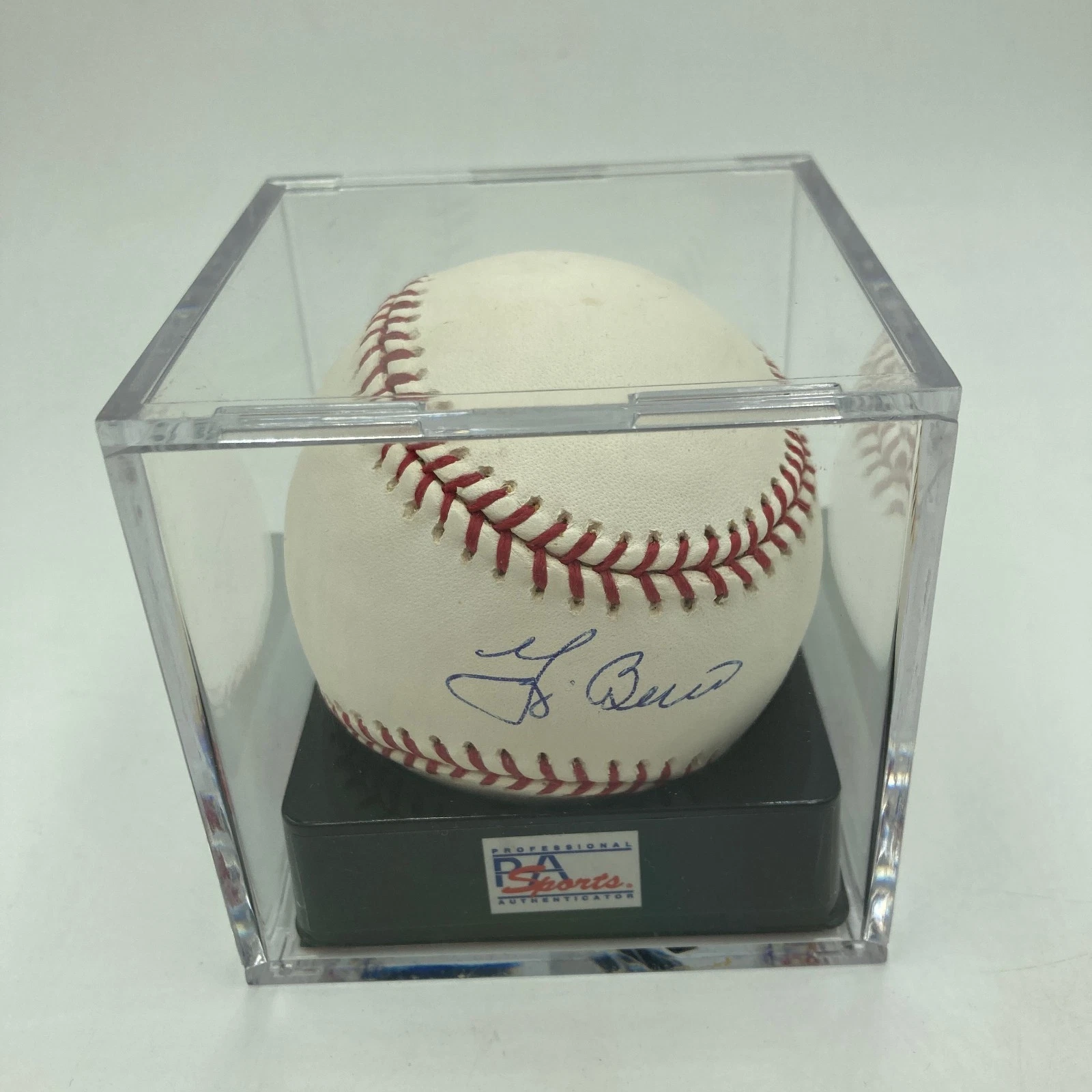 Yogi Berra Signed Major League Baseball PSA DNA Auto Graded 10 GEM MINT