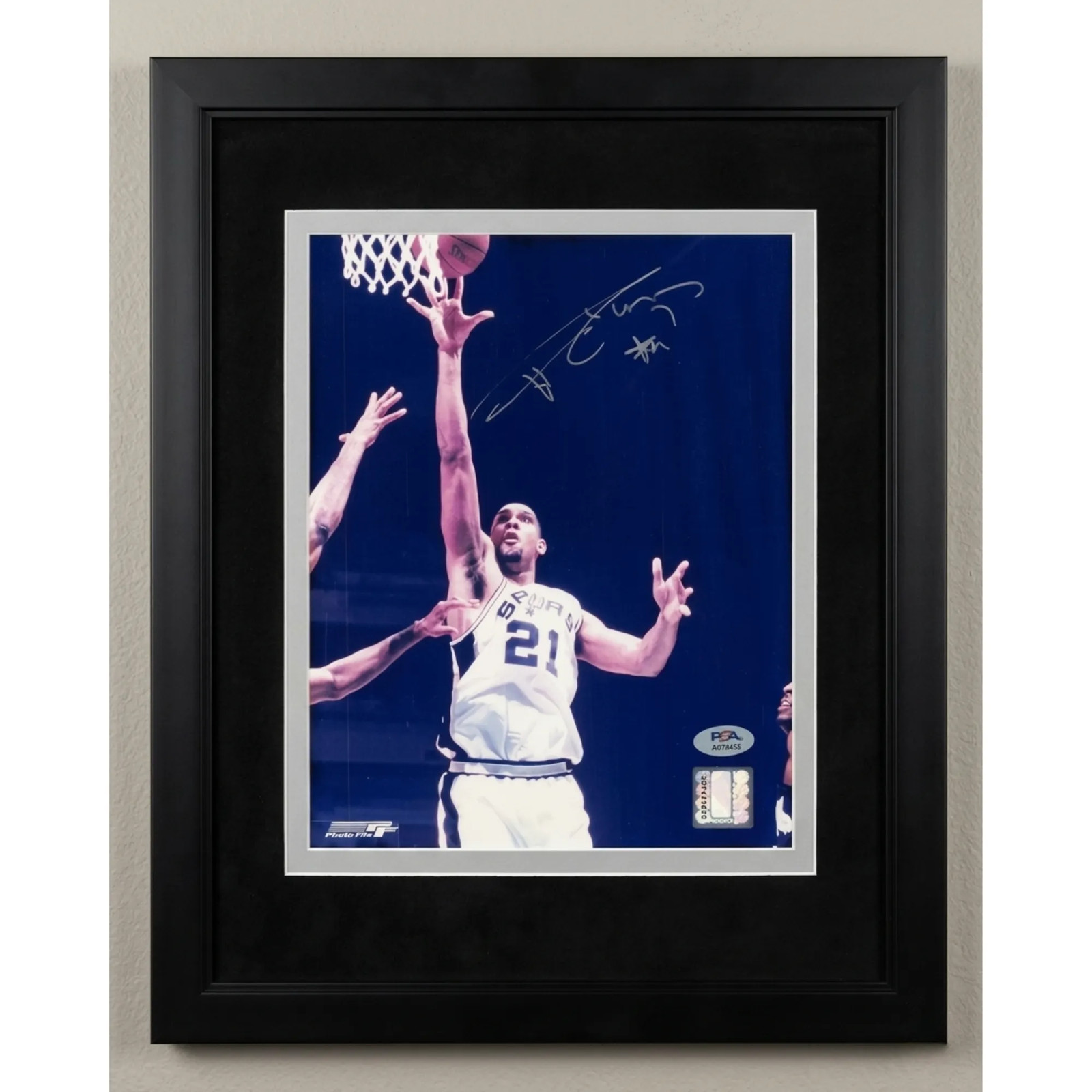 Tim Duncan San Antonio Spurs Signed Basketball 8x10 Custom Framed  Photo PSA