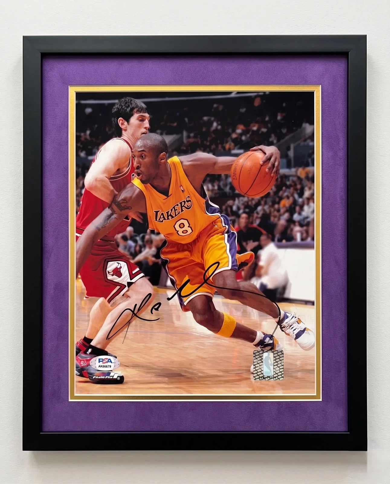 Kobe Bryant Los Angeles Lakers Signed Basketball 8x10 Custom Framed Photo PSA