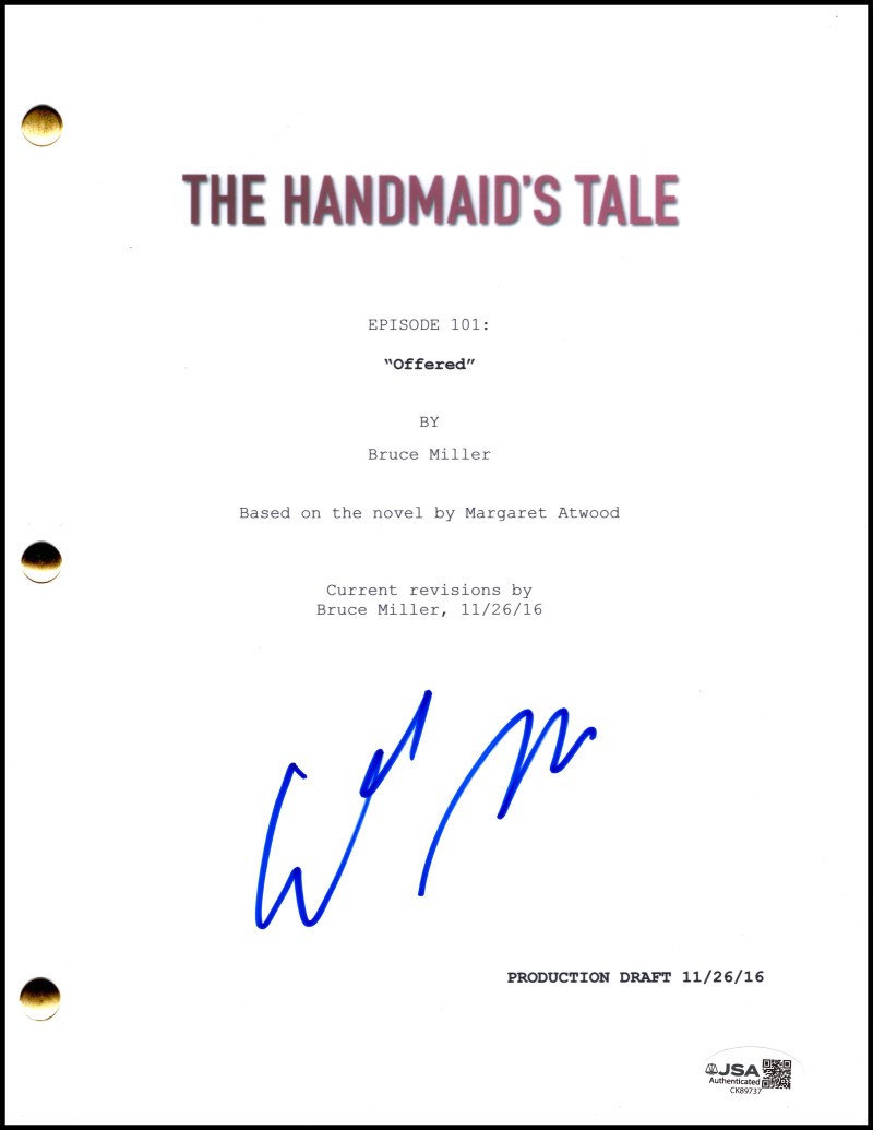 Elisabeth Moss Signed Autograph The Handmaid's Tale Full Pilot Script w/ JSA COA