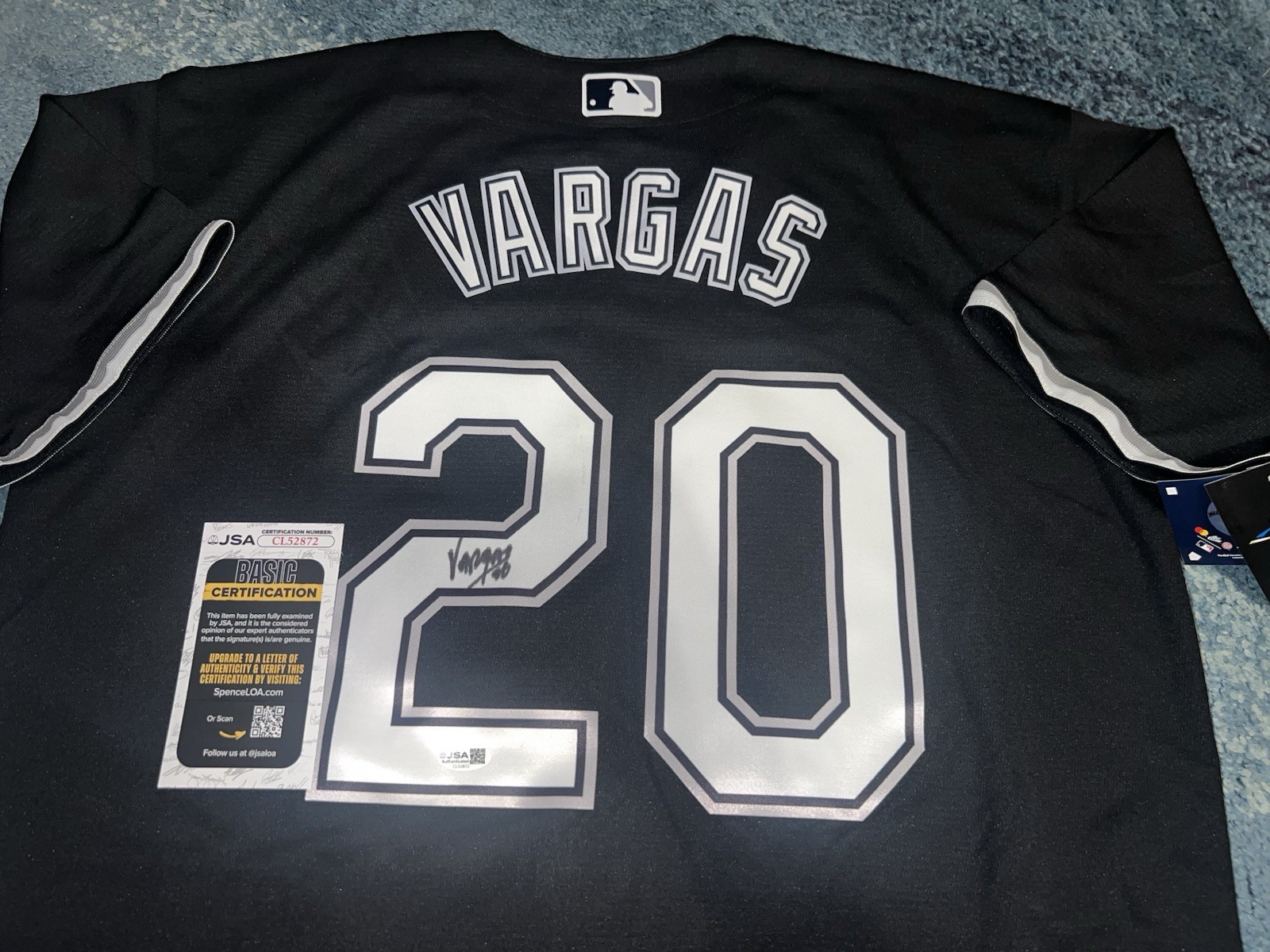 Miguel Vargas Signed Chicago White Sox Jersey Superstar Slugger JSA Auth