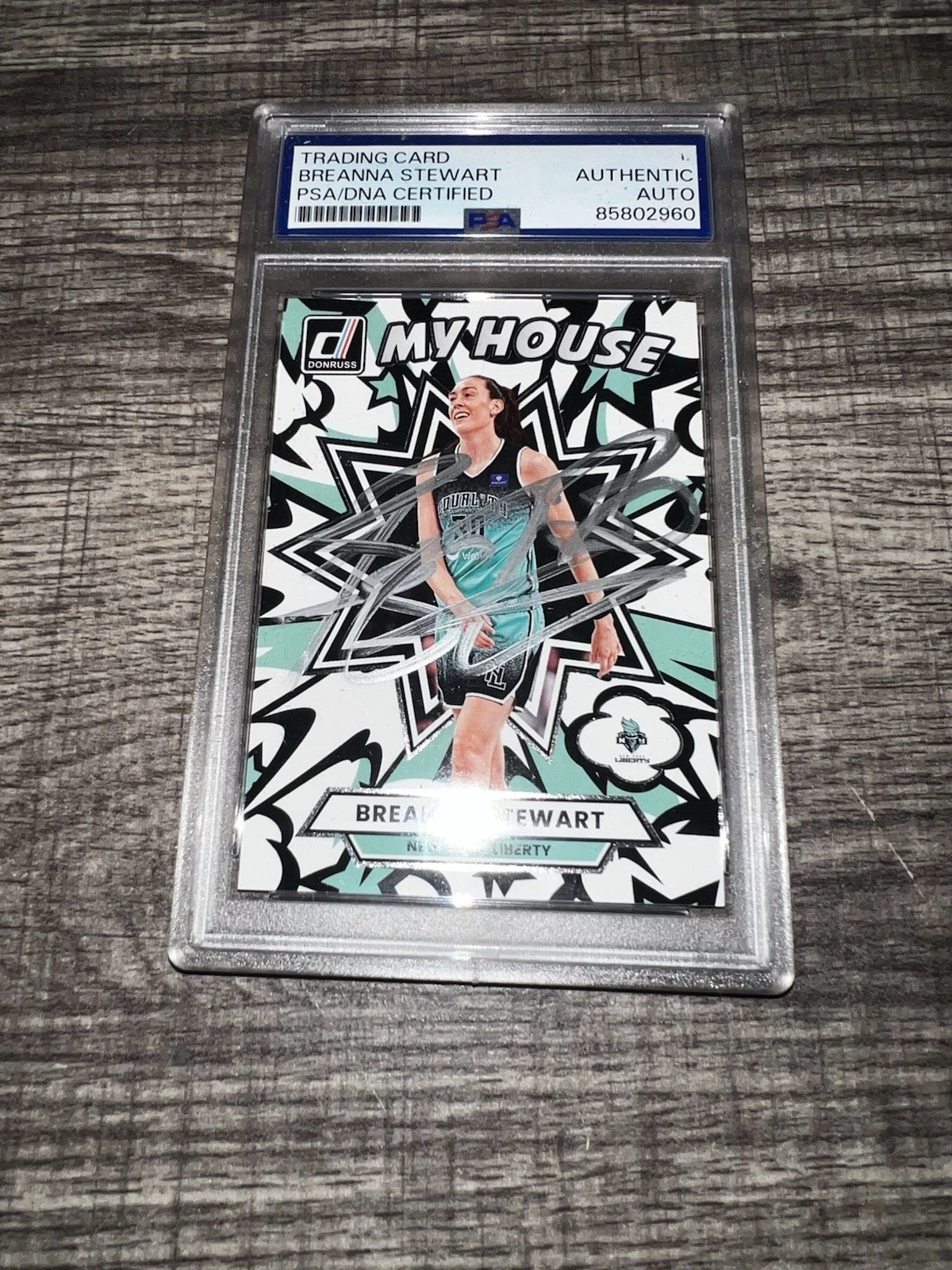 Breanna Stewart Signed 2025 Panini Donruss Trading Card WNBA My House PSA/DNA