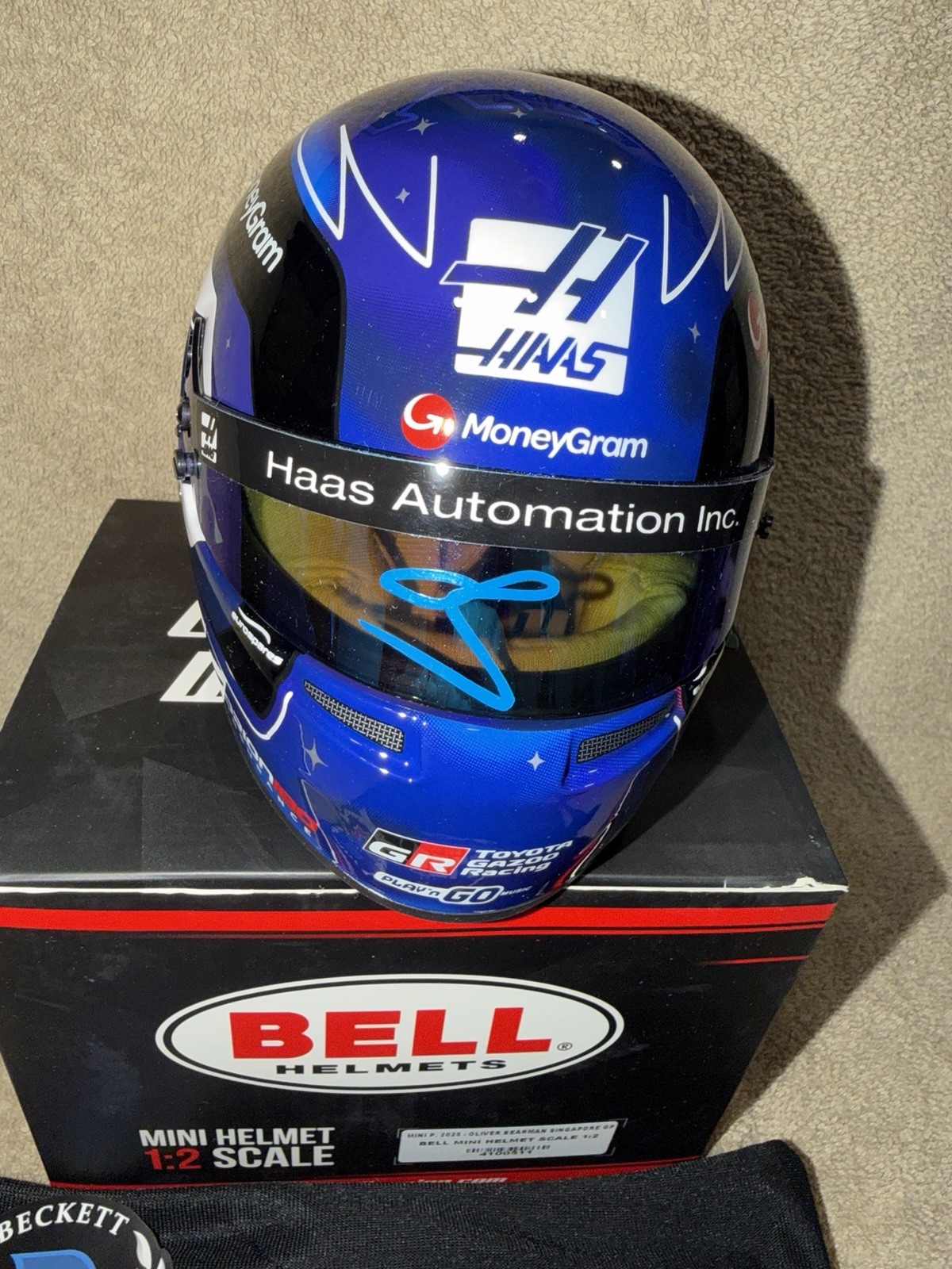 Oliver Ollie Bearman Signed Official 2025 Singapore Mini Helmet 1:2 Haas Beckett
