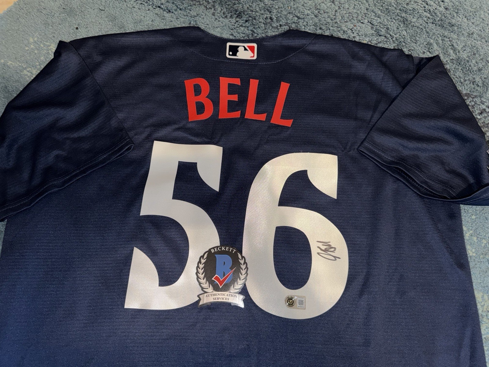 Josh Bell Signed Minnesota Twins Jersey Star Slugger Legend Beckett #2