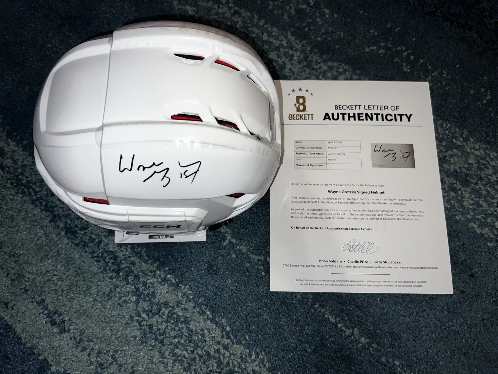 Wayne Gretzky Signed Full Size CCM Helmet Edmonton Oilers Legend Beckett LOA