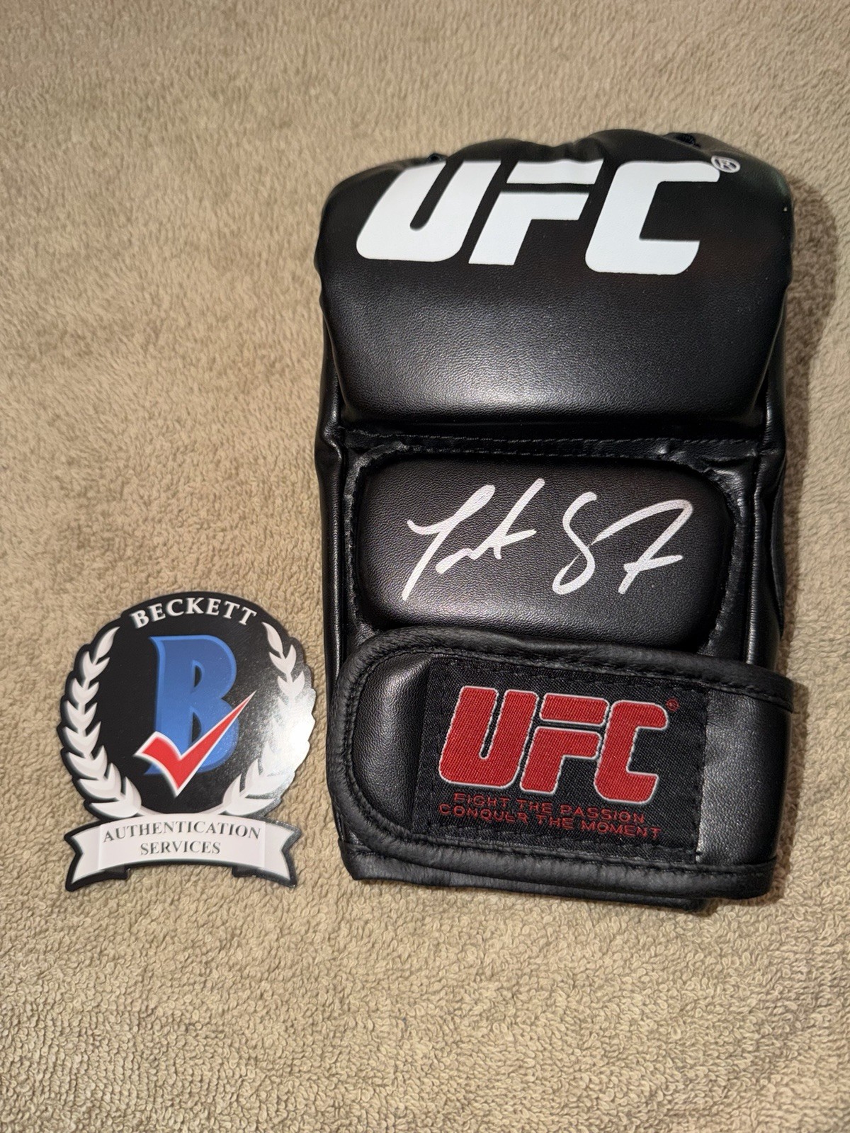 Tatiana Suarez Signed UFC Glove UFC Future Champ Superstar Beauty Beckett #5