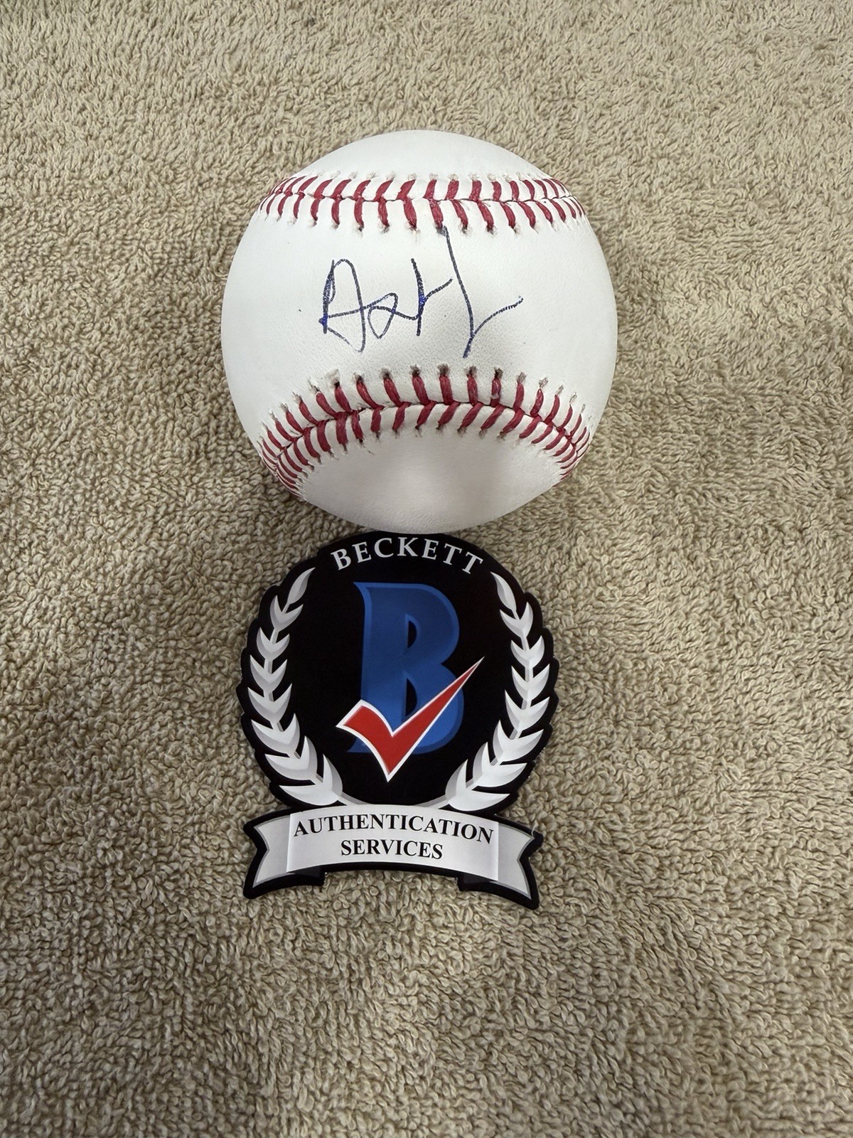 JAMIE FOXX SIGNED OFFICIAL MAJOR LEAGUE BASEBALL HOLLYWOOD SUPERSTAR BECKETT COLLECTIBLE MEMORABILIA