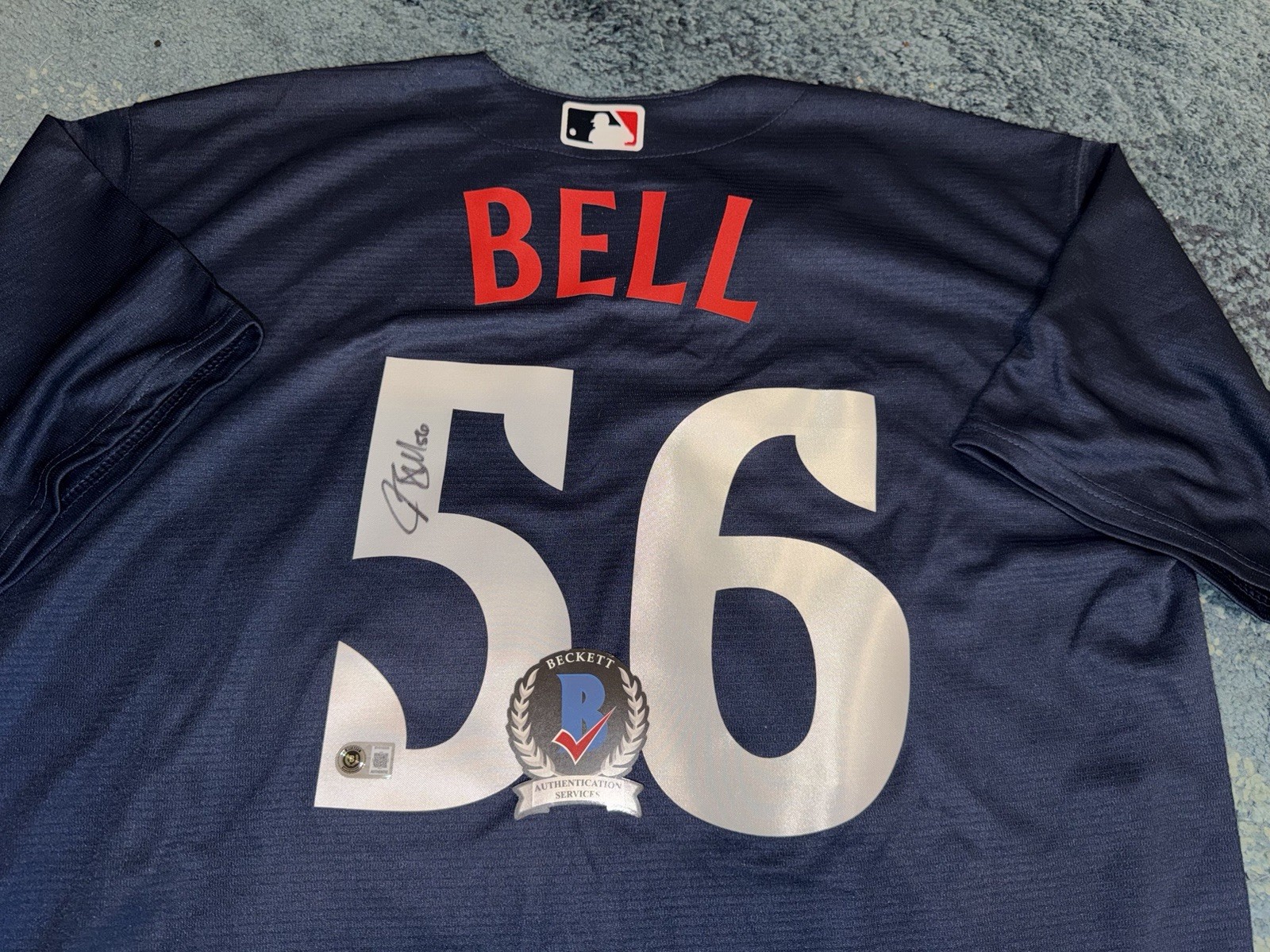 Josh Bell Signed Minnesota Twins Jersey Star Slugger Legend Beckett