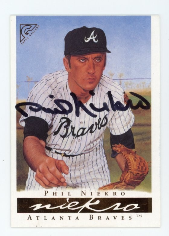 SIGNED BASEBALL CARD AUTO 2003 TOPPS GALLERY PHIL NIEKRO ATLANTA BRAVES #17 HOF