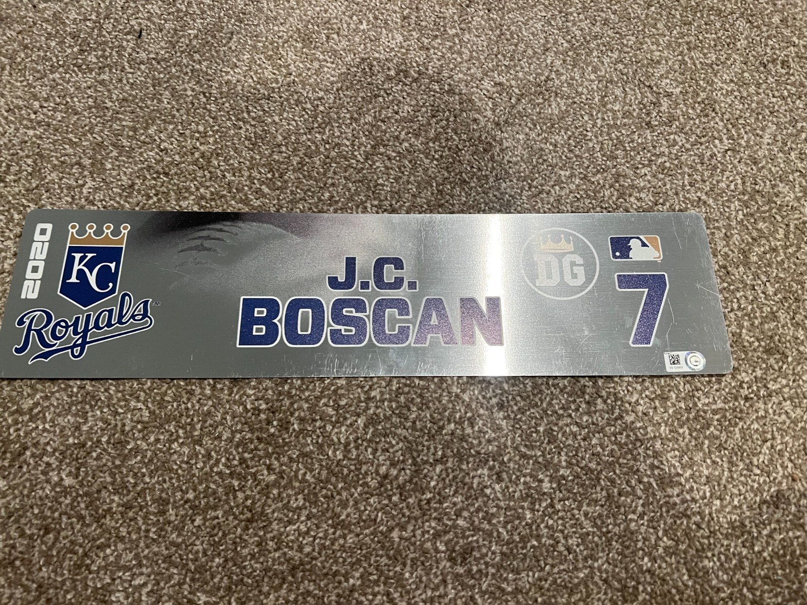 KANSAS CITY ROYALS GAME USED ? TEAM ISSUED BASEBALL NAMEPLATE JC BOSCAN