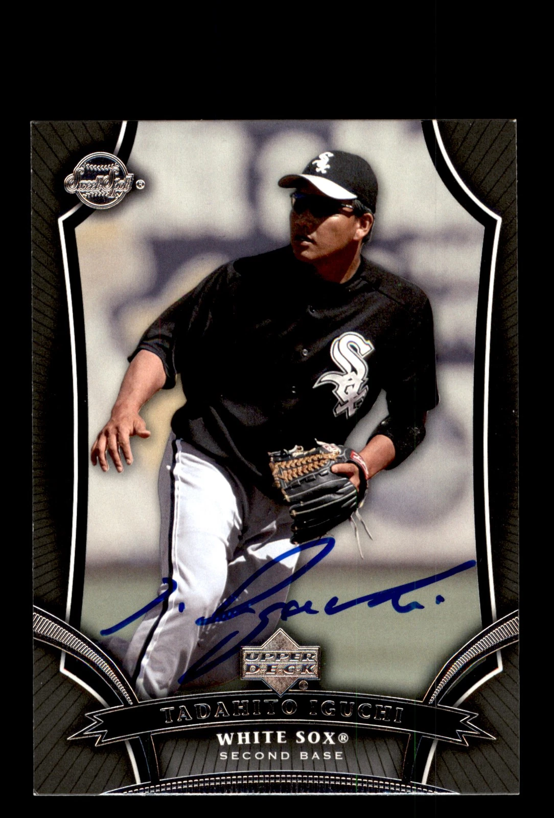 Signed Baseball Card Auto 2005 Upper Deck Sweet Spot #17 Tadahito Iguchi Japan
