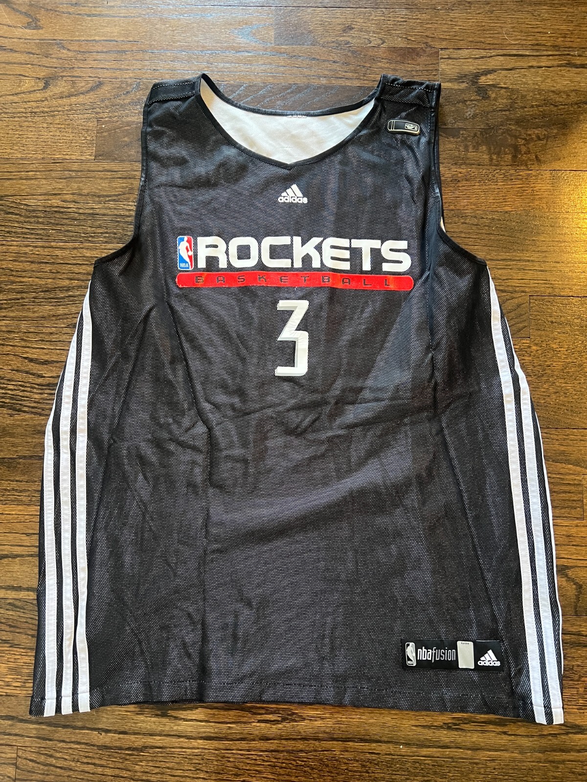NBA SUMMER LEAGUE GAME USED JERSEY HOUSTON ROCKETS TREVON HUGHES WISCONSIN