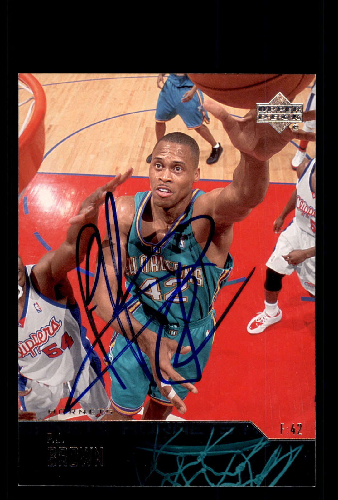Signed Basketball Card Auto P.J. Brown 2003-04 Upper Deck #184 New Jersey Nets