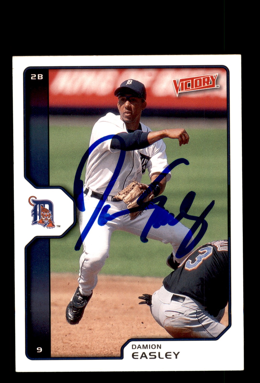 Signed Baseball Card Auto Damion Easley 2002 Upper Deck Victory #175 Tigers