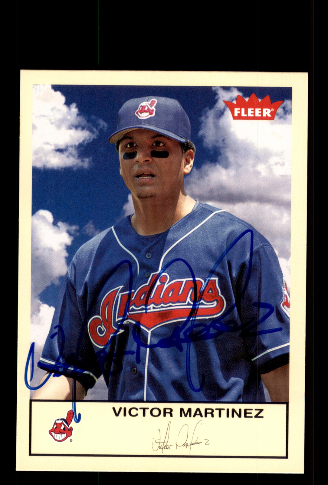 Signed Baseball Card Auto Victor Martinez 2005 Fleer Tradition #273 Indians