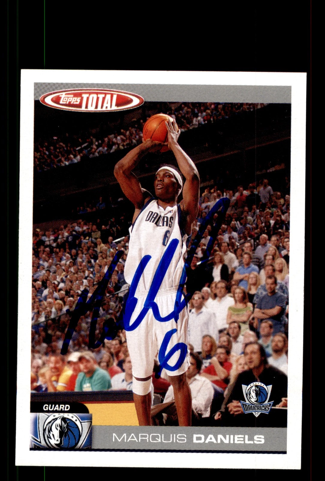 Signed Basketball Card Auto Marquis Daniels 2004-05 Topps Total #82 Mavericks