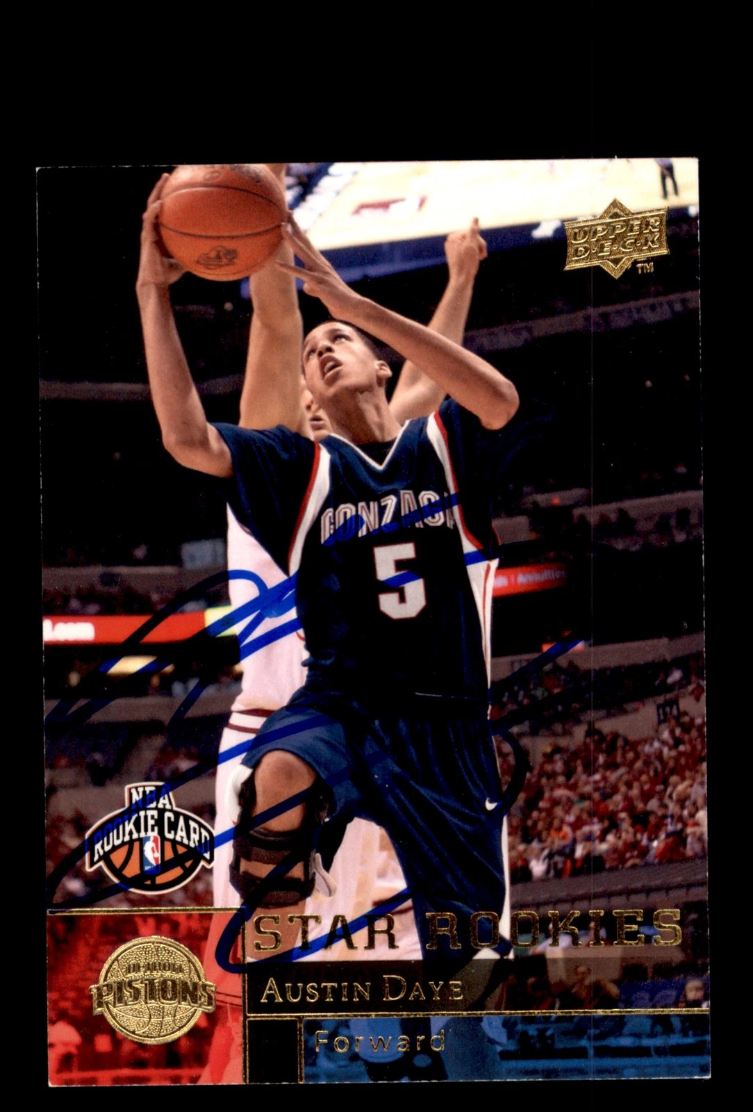 Signed Basketball Card Auto Austin Daye 2009-10 Upper Deck #207 Gold Lettering