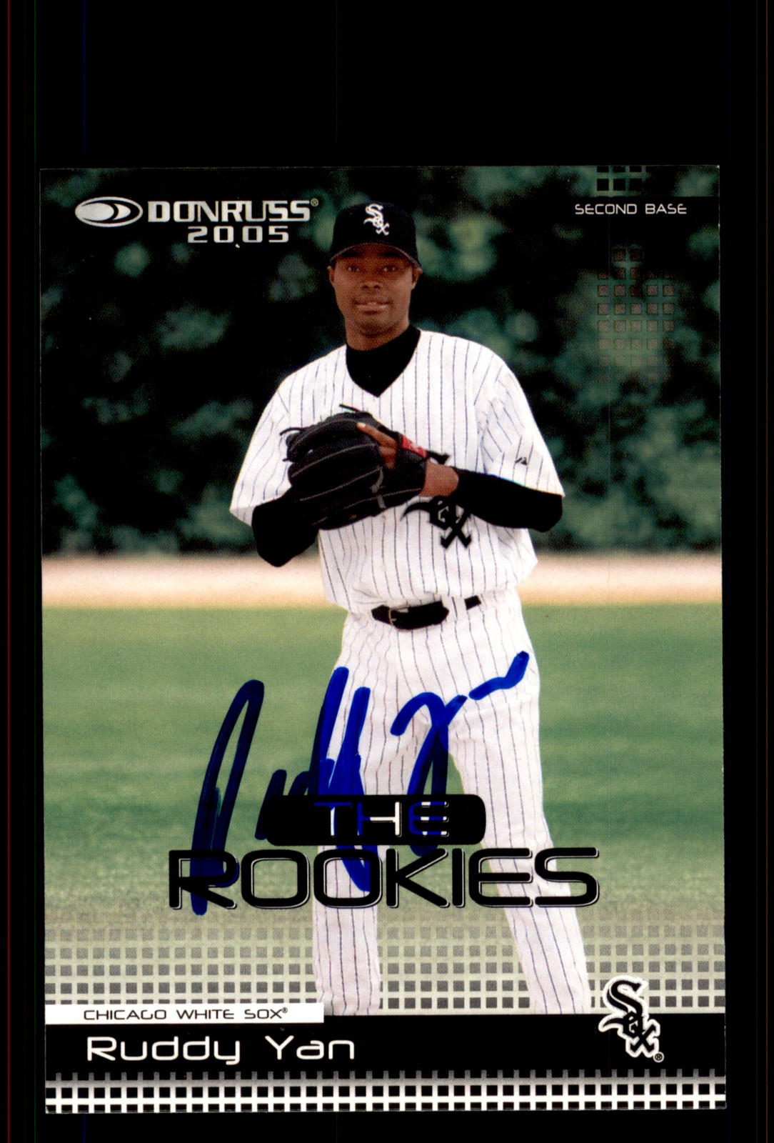 Signed Baseball Card Auto Ruddy Yan 2005 Donruss #22 Chicago White Sox