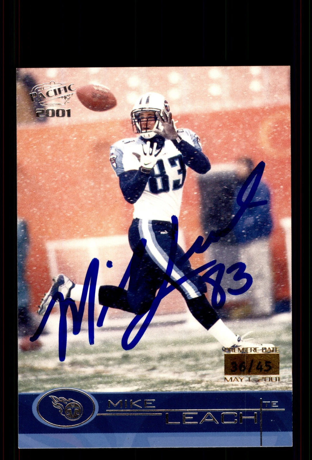 Signed Football Card Auto Mike Leach 2001 Pacific #425 Tennessee Titans