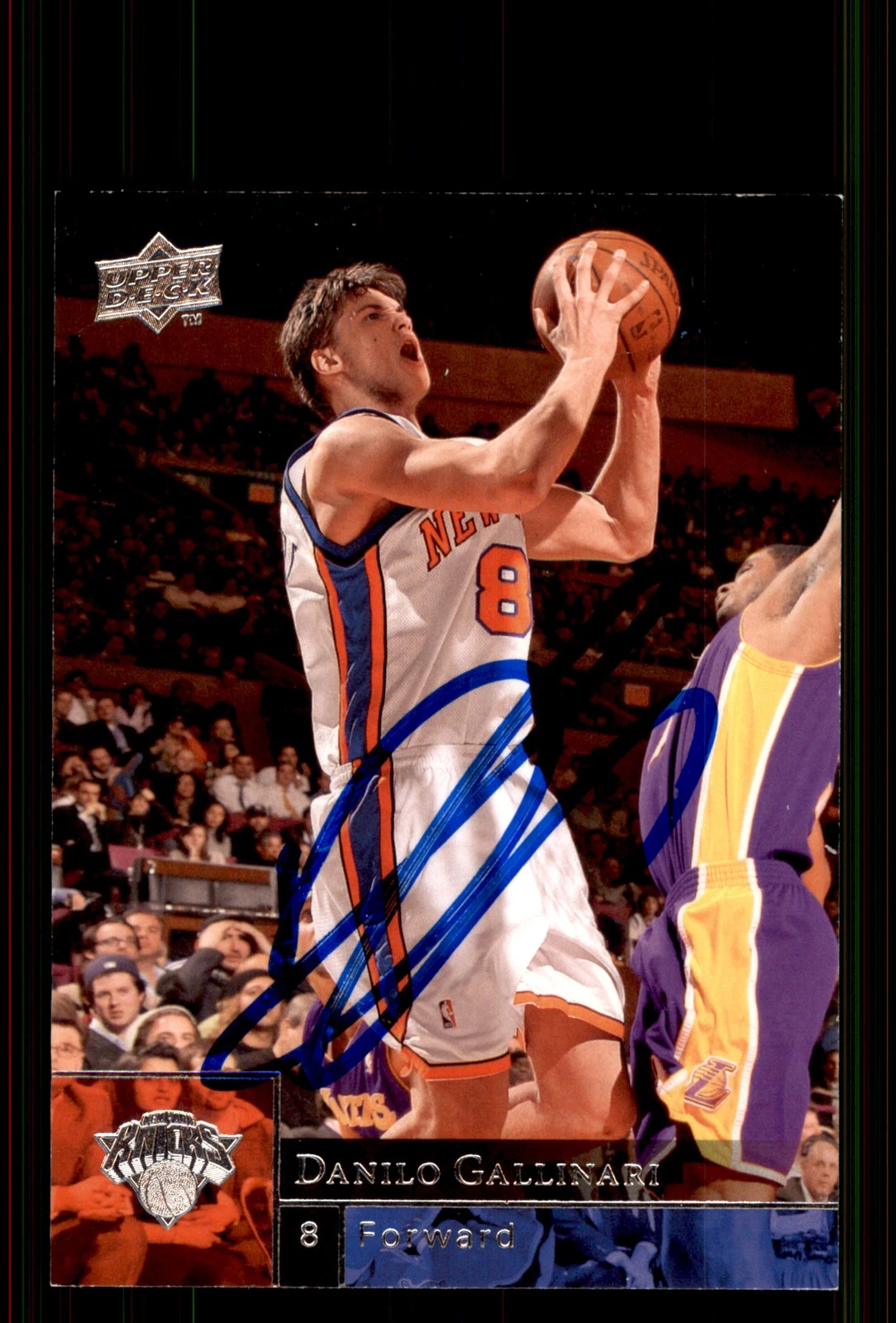 Signed Basketball Card Auto Danilo Gallinari 2009-10 Upper Deck #133 Knicks