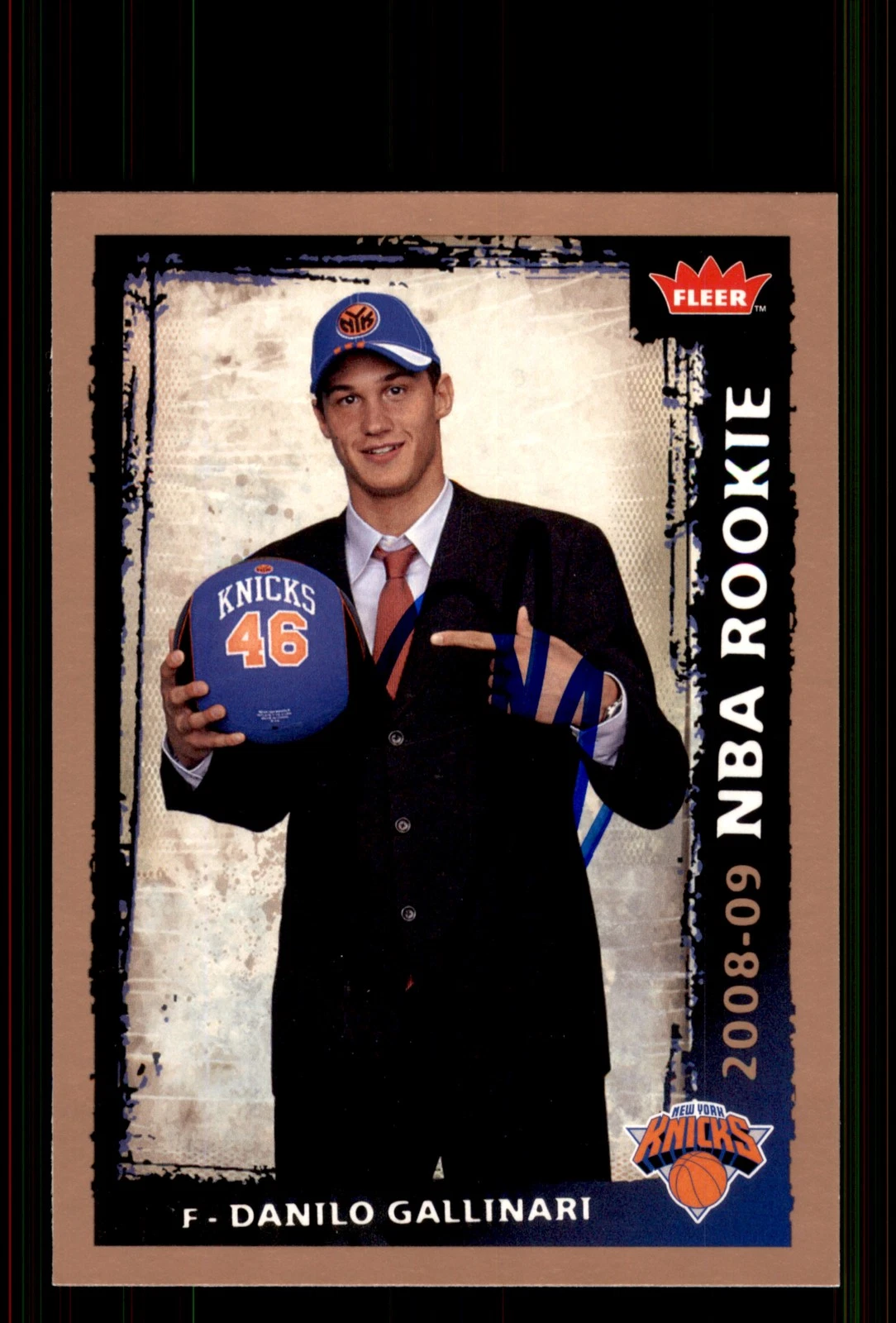 Signed Basketball Card Auto Danilo Gallinari 2008-09 Fleer #206 New York Knicks