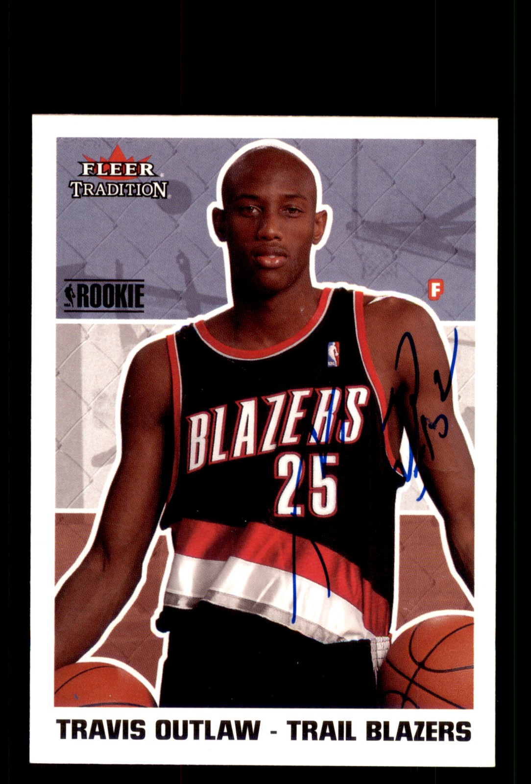 Signed Basketball Card Auto Travis Outlaw 2003-04 Fleer Tradition #283