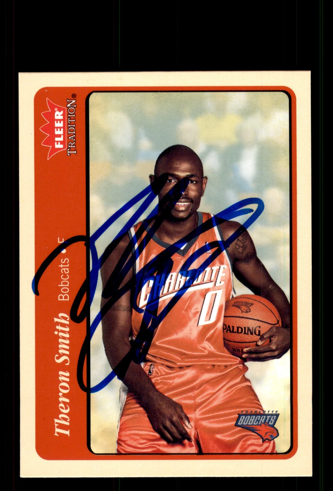 Signed Basketball Card Auto Theron Smith 2004-05 Fleer Tradition #9 Bobcats