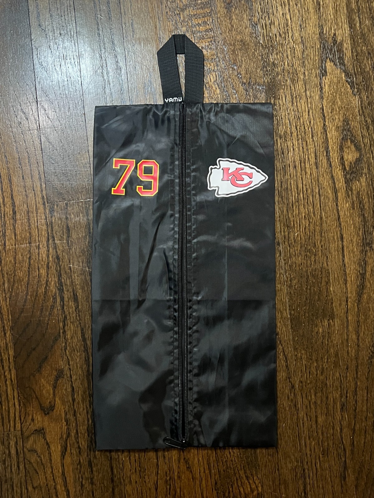 NFL FOOTBALL TEAM ISSUED KANSAS CITY CHIEFS TOILETRY BAG #79