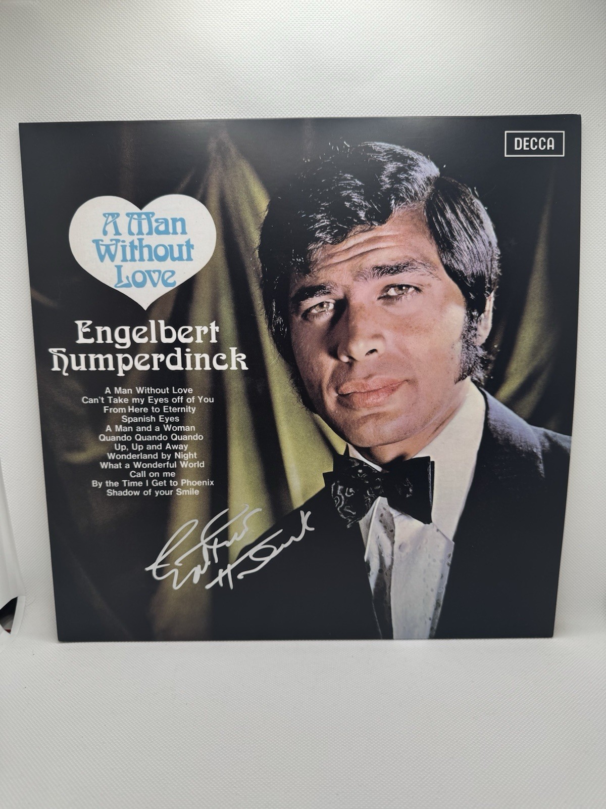 Engelbert Humperdinck Signed Vinyl A Man Without Love JSA COA autograph Album