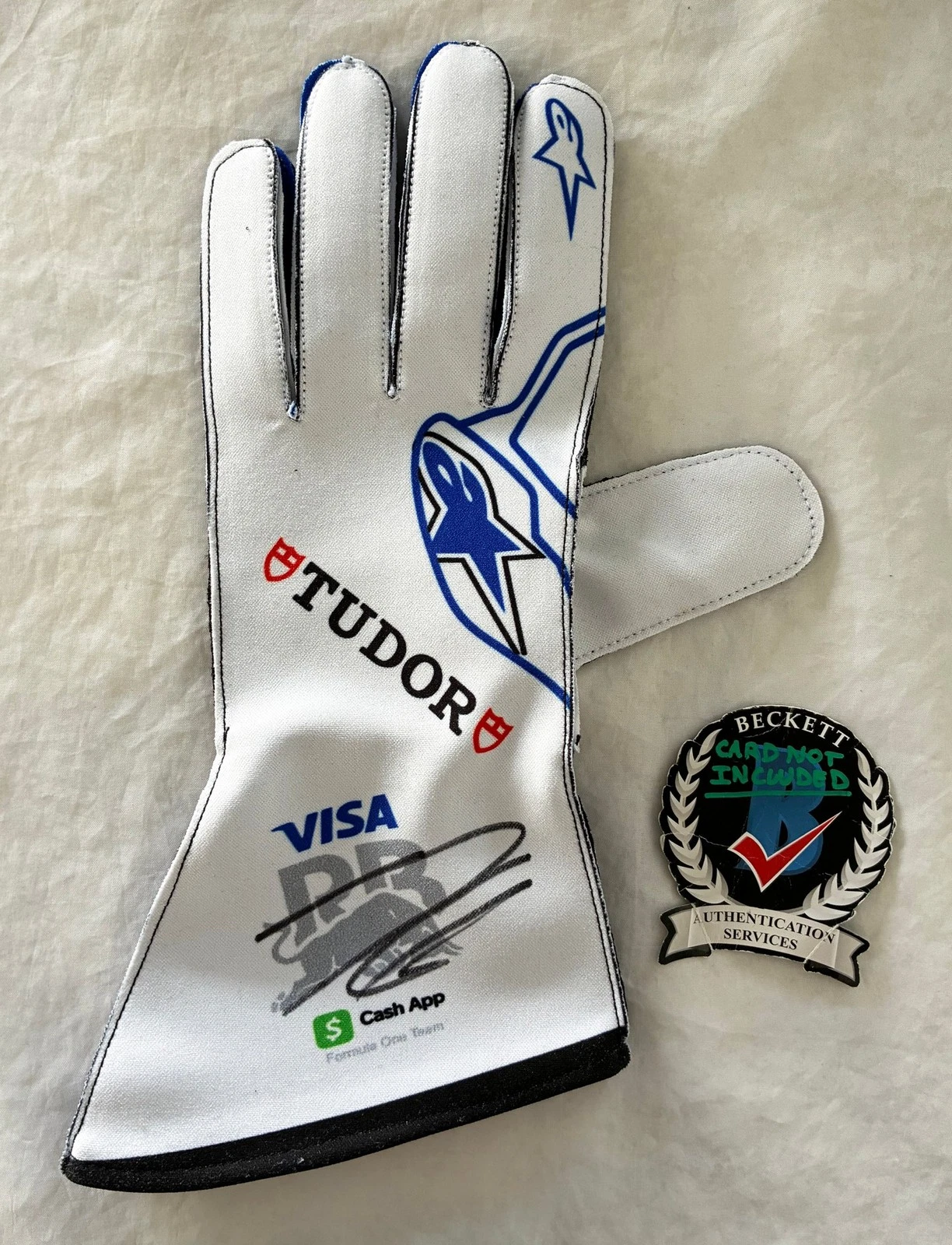 Arvid Lindblad Signed Racing Glove Visa Cash App Racing Bulls Formula 1 F1 Be...