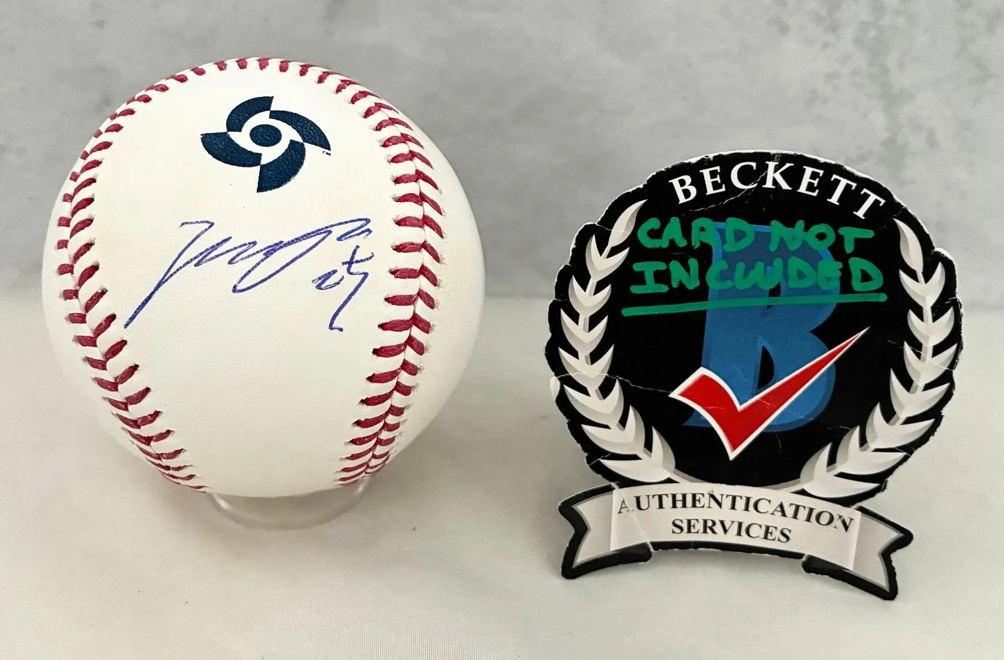 Kazuma Okamoto Signed WBC Baseball 2026 WBC Team Japan Beckett BAS 1 COA