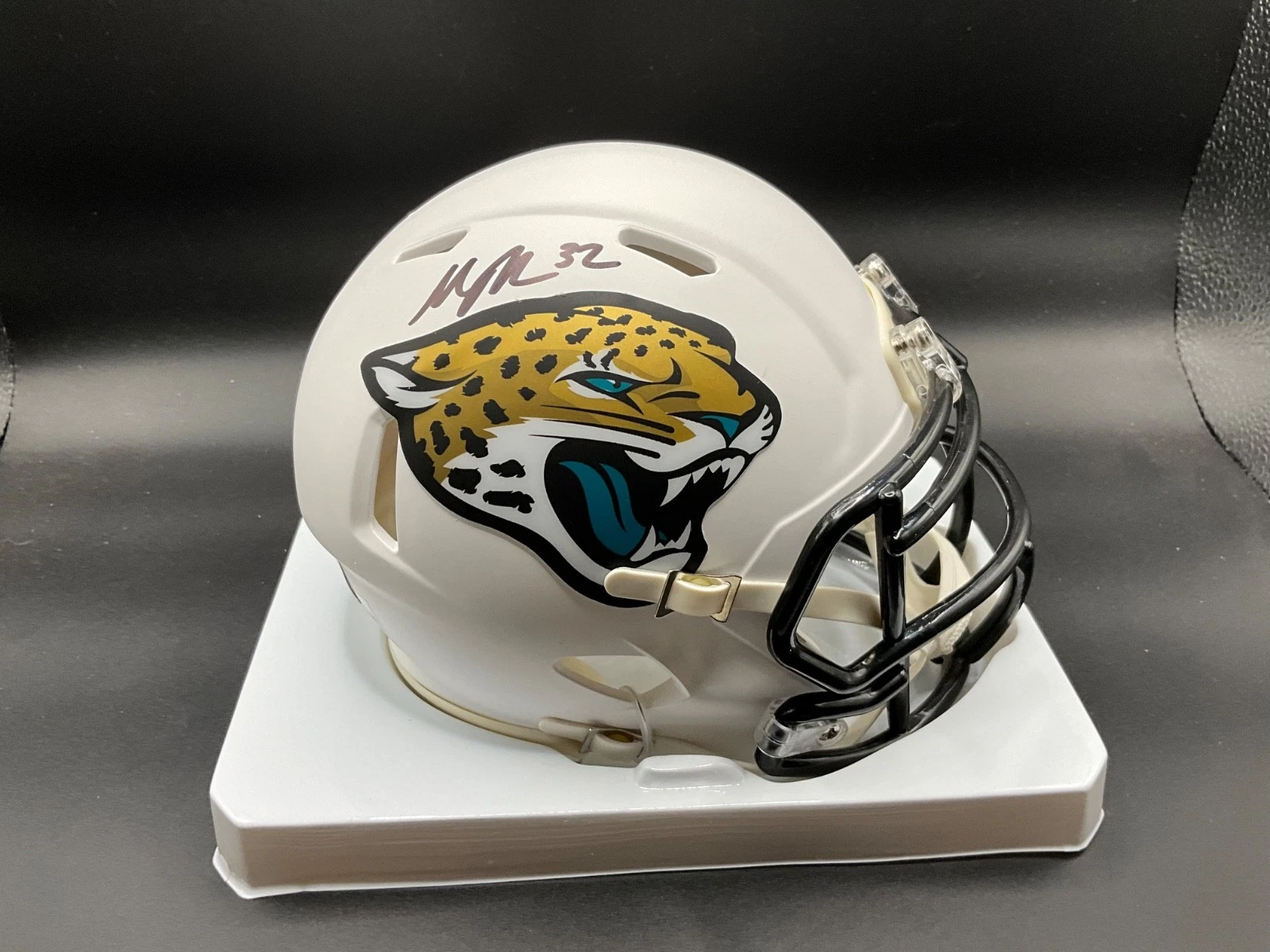 Maurice Jones- Drew Signed Jaguars White Speed Flex Mini Helmet Beckett Holo