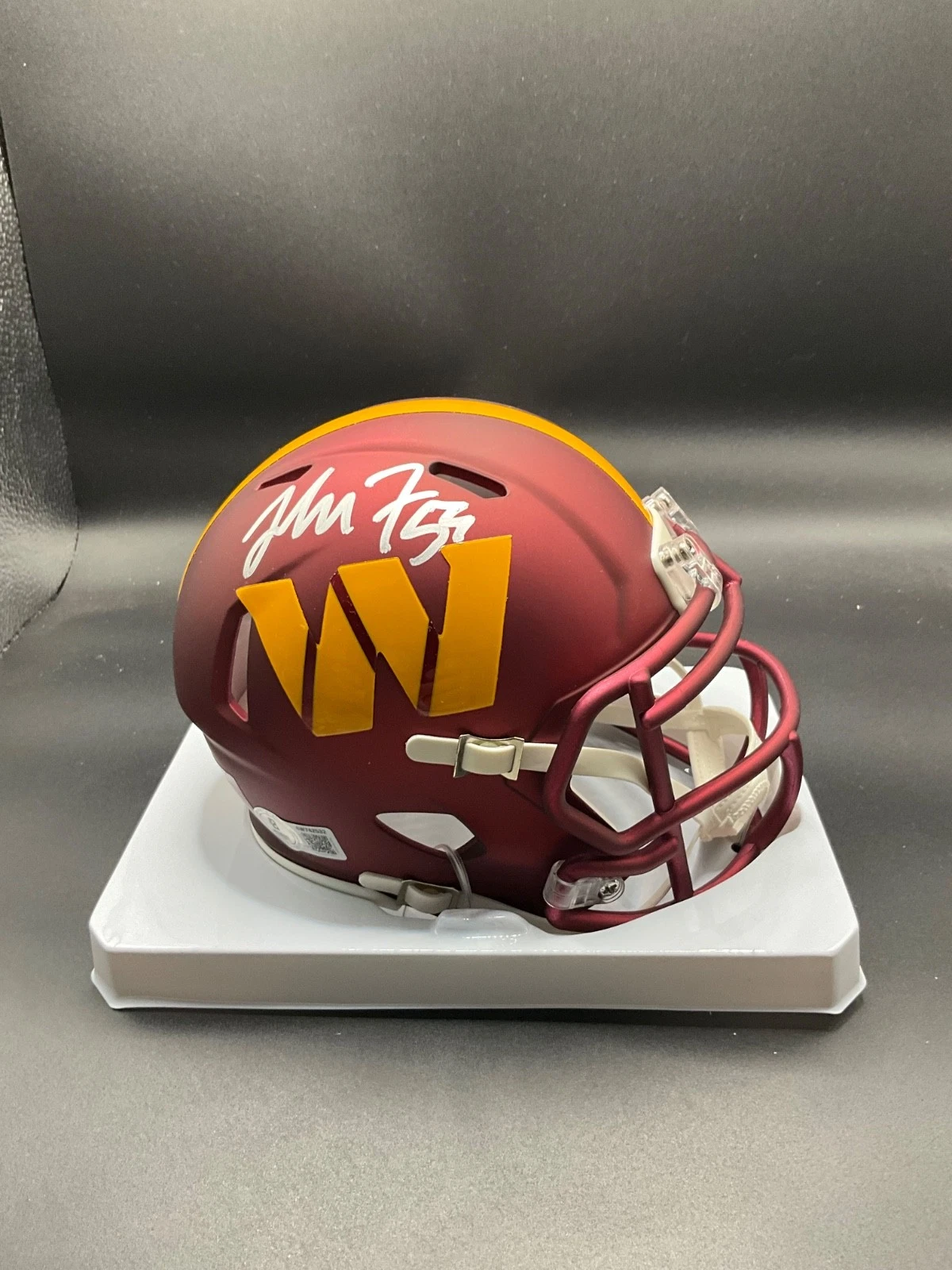 London Fletcher signed Washington Riddell Speed Flex Mini Helmet Beckett Auto