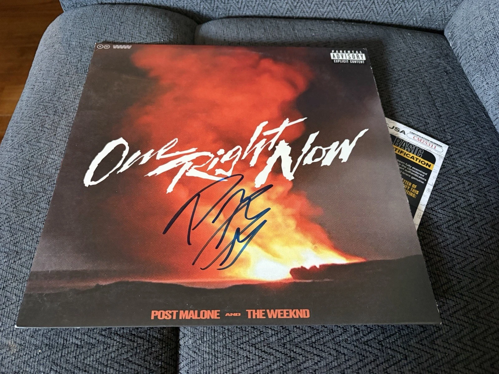 Post Malone SIGNED Vinyl ALBUM JSA Authenticated COA One Right Now