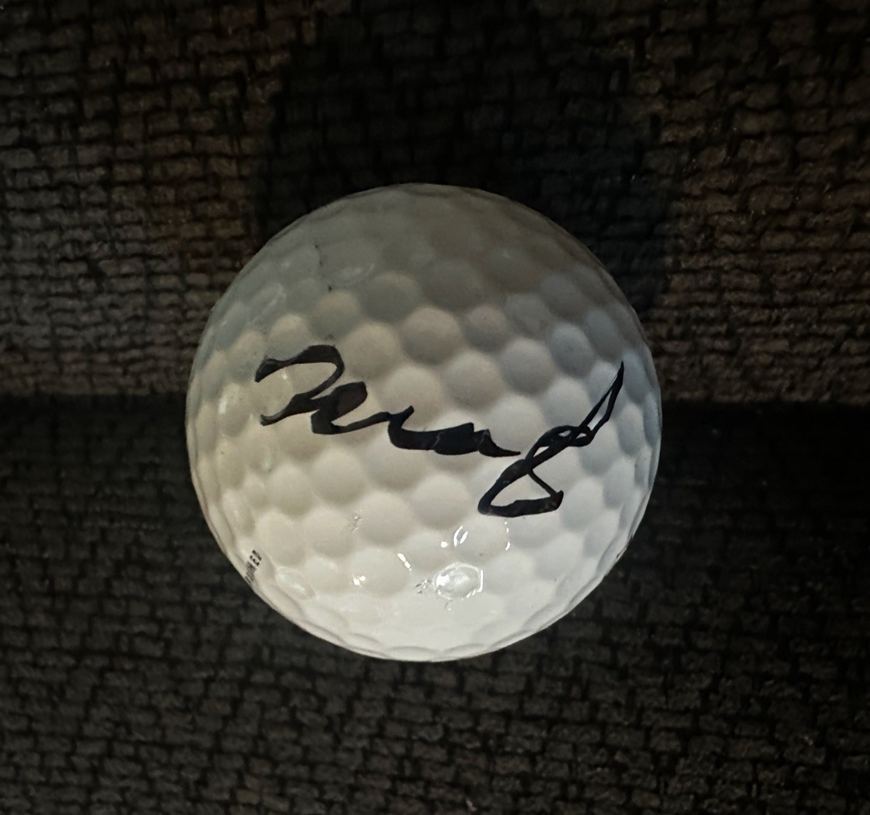 Mao Saigo Signed Golf Ball Autographed LPGA Tour Star