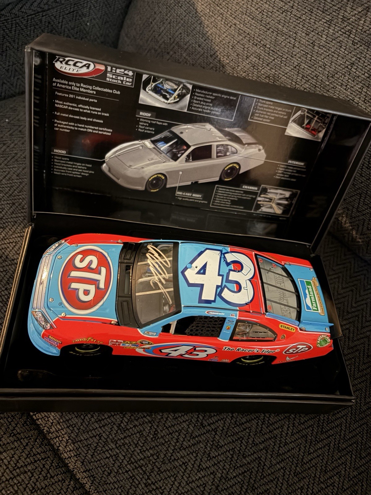 2012 #43 1/24 Aric Almirola Signed STP Ford Fusion RCCA Elite Nascar