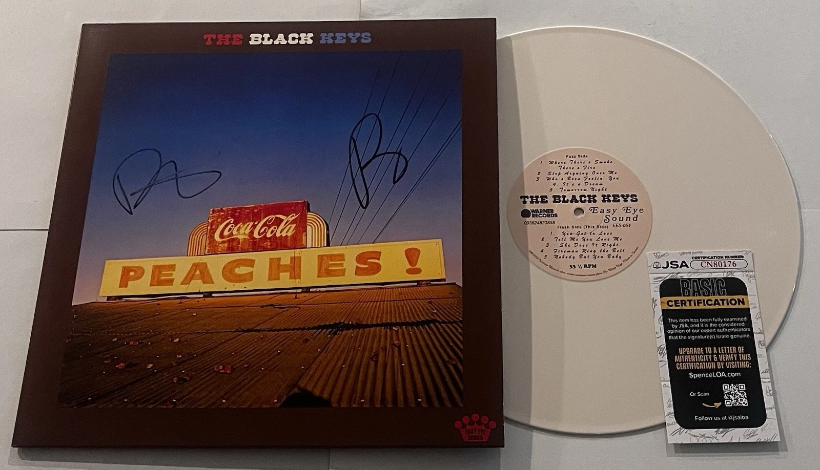 THE BLACK KEYS BAND SIGNED PEACHES LP VINYL RECORD ALBUM DAN PATRICK JSA COA