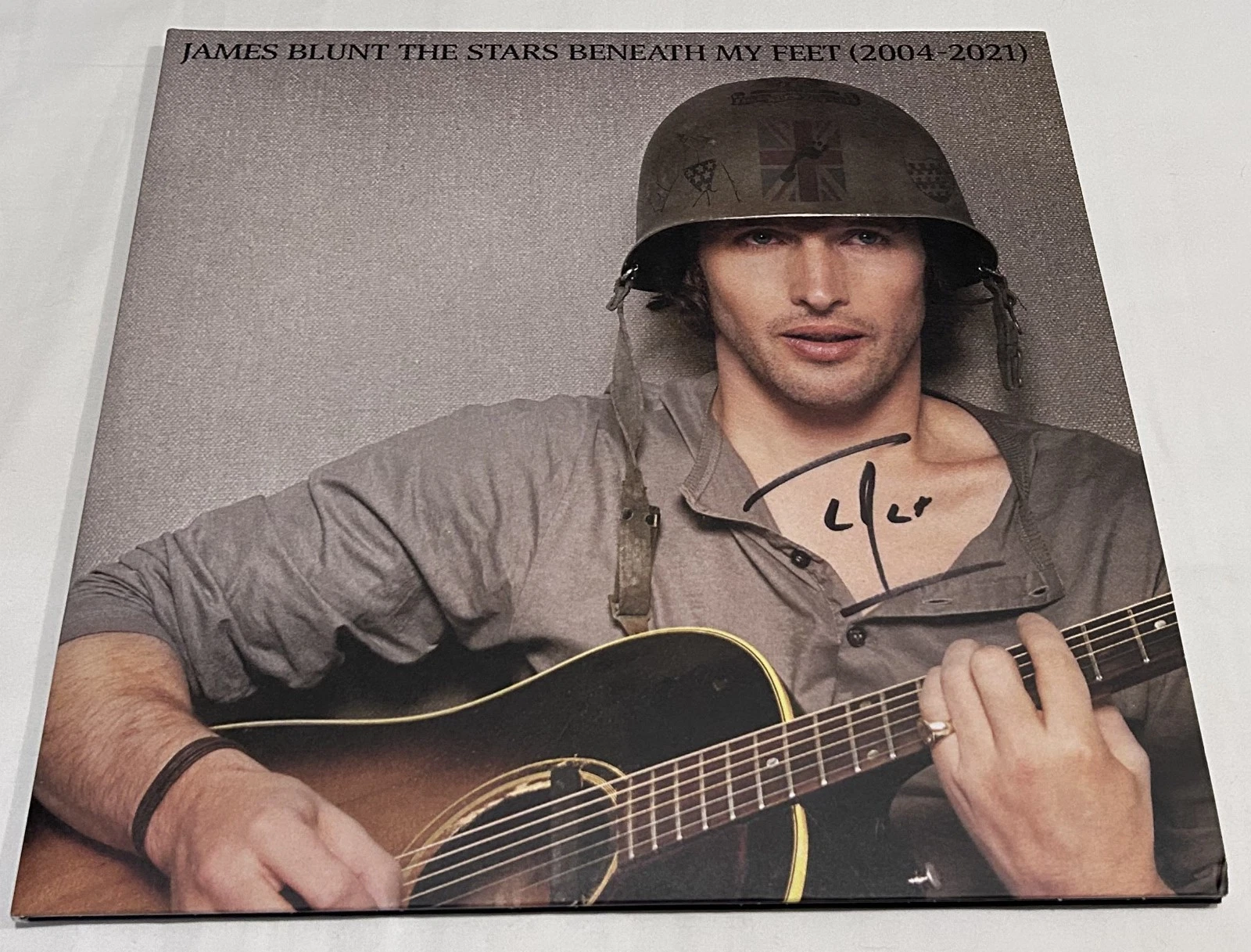 JAMES BLUNT SIGNED THE STARS BENEATH MY FEET VINYL RECORD JSA