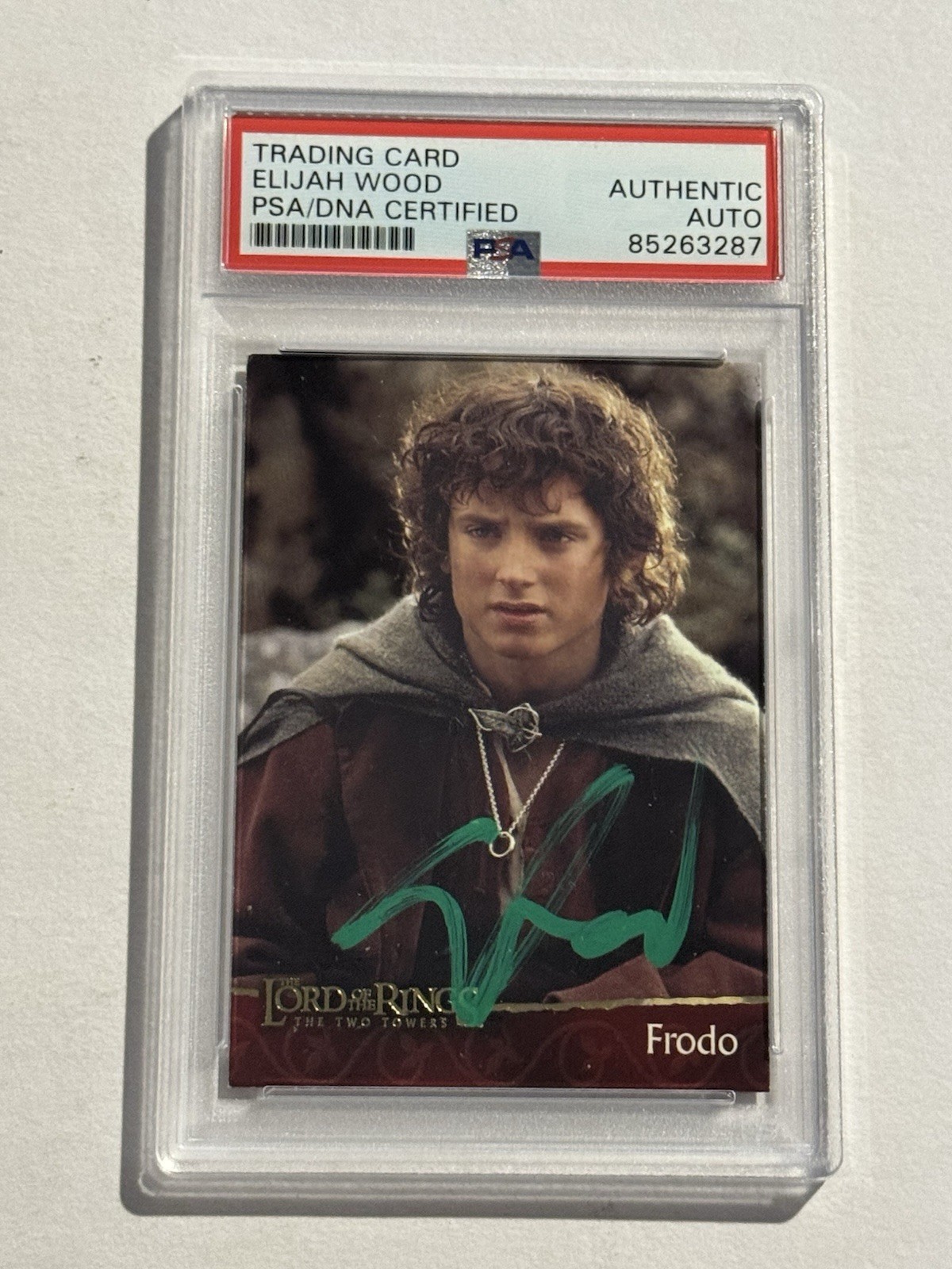 ELIJAH WOOD SIGNED AUTO 2002 Topps The Lord of the Rings Frodo Card #1 PSA