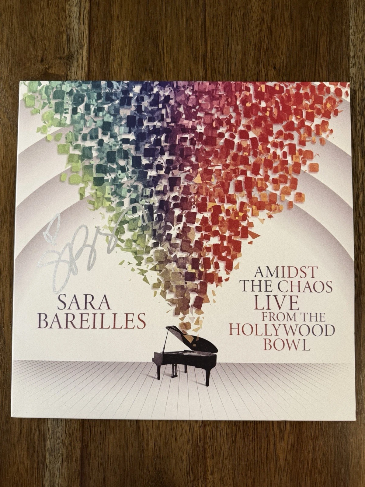 ‘Sara Bareilles’ Signed Vinyl Album ‘Amidst The Chaos: Live’ Beckett Certified
