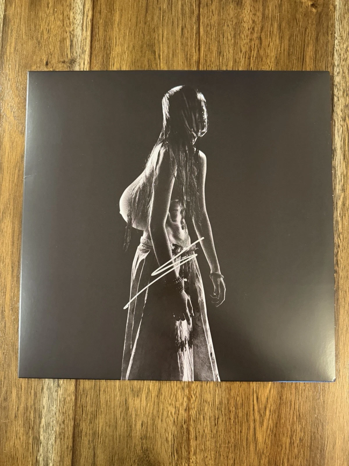 ‘Sofia Isella’ Signed Vinyl Album ‘I Can Be Your Mother’ Autograph