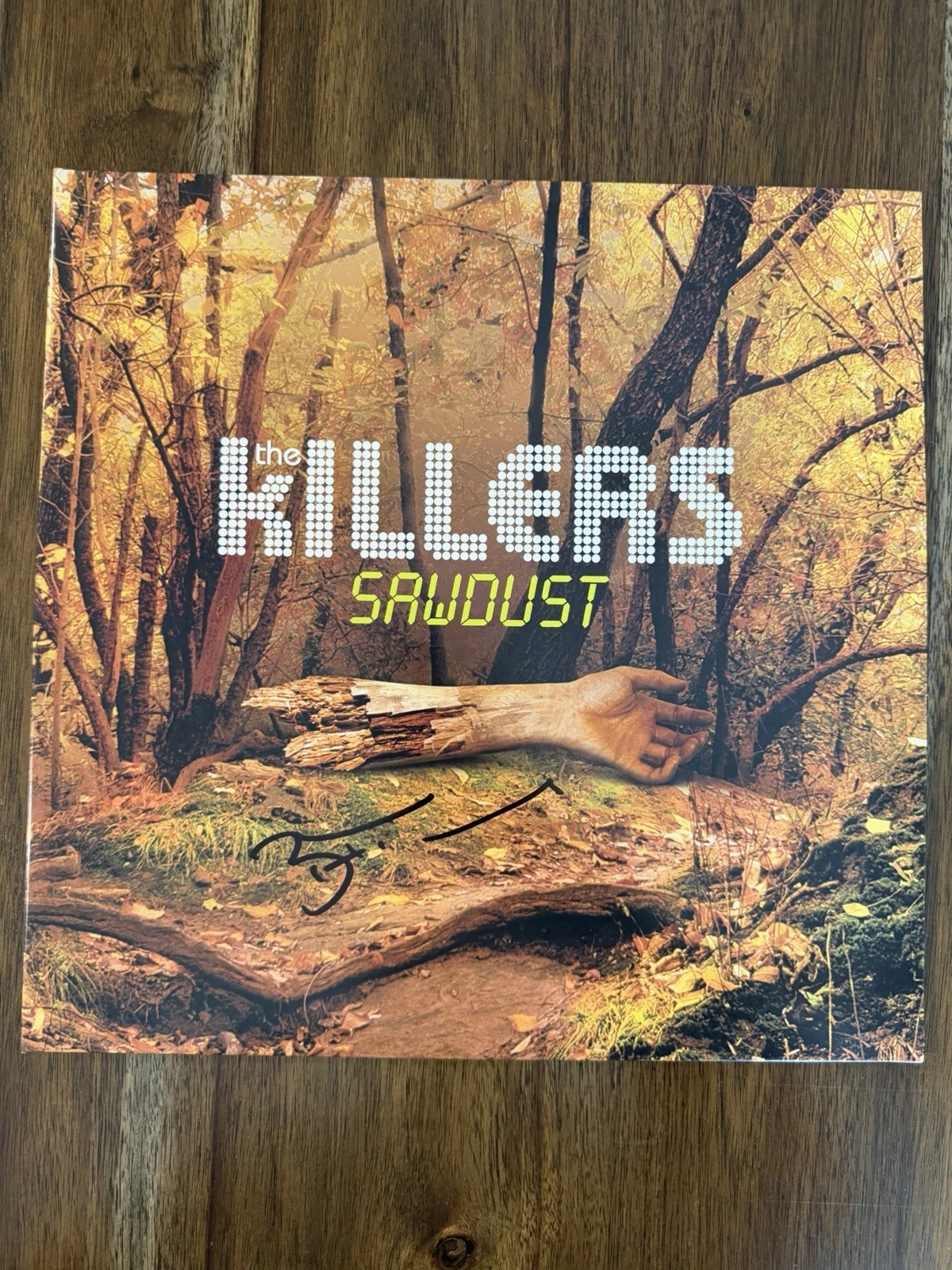Brandon Flowers ‘The Killers’ Band Signed Vinyl Album ‘Sawdust’ Beckett